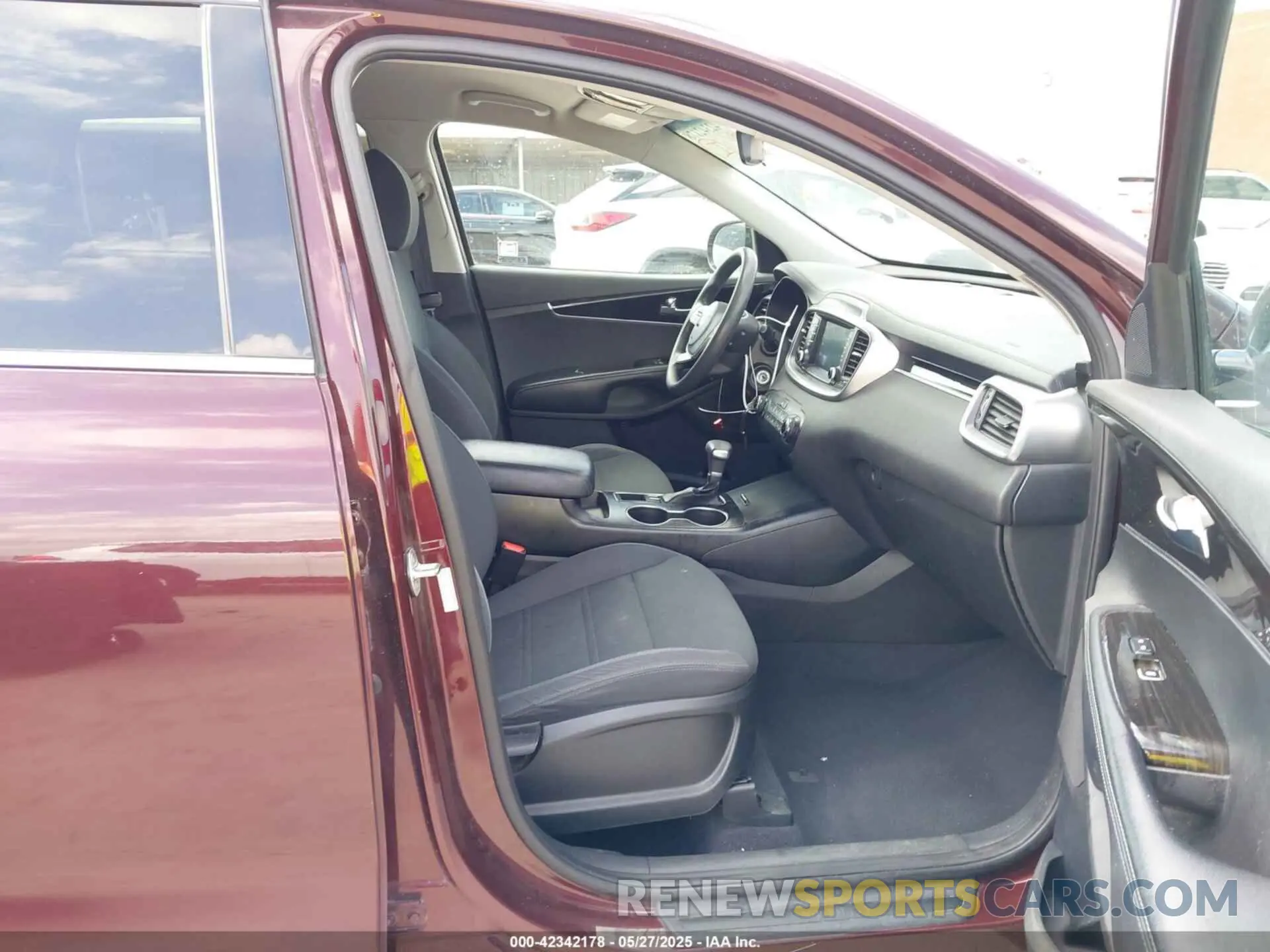 5 fotografías del automóvil dañado 5XYPG4A5XLG619599 KIA SORENTO 2020