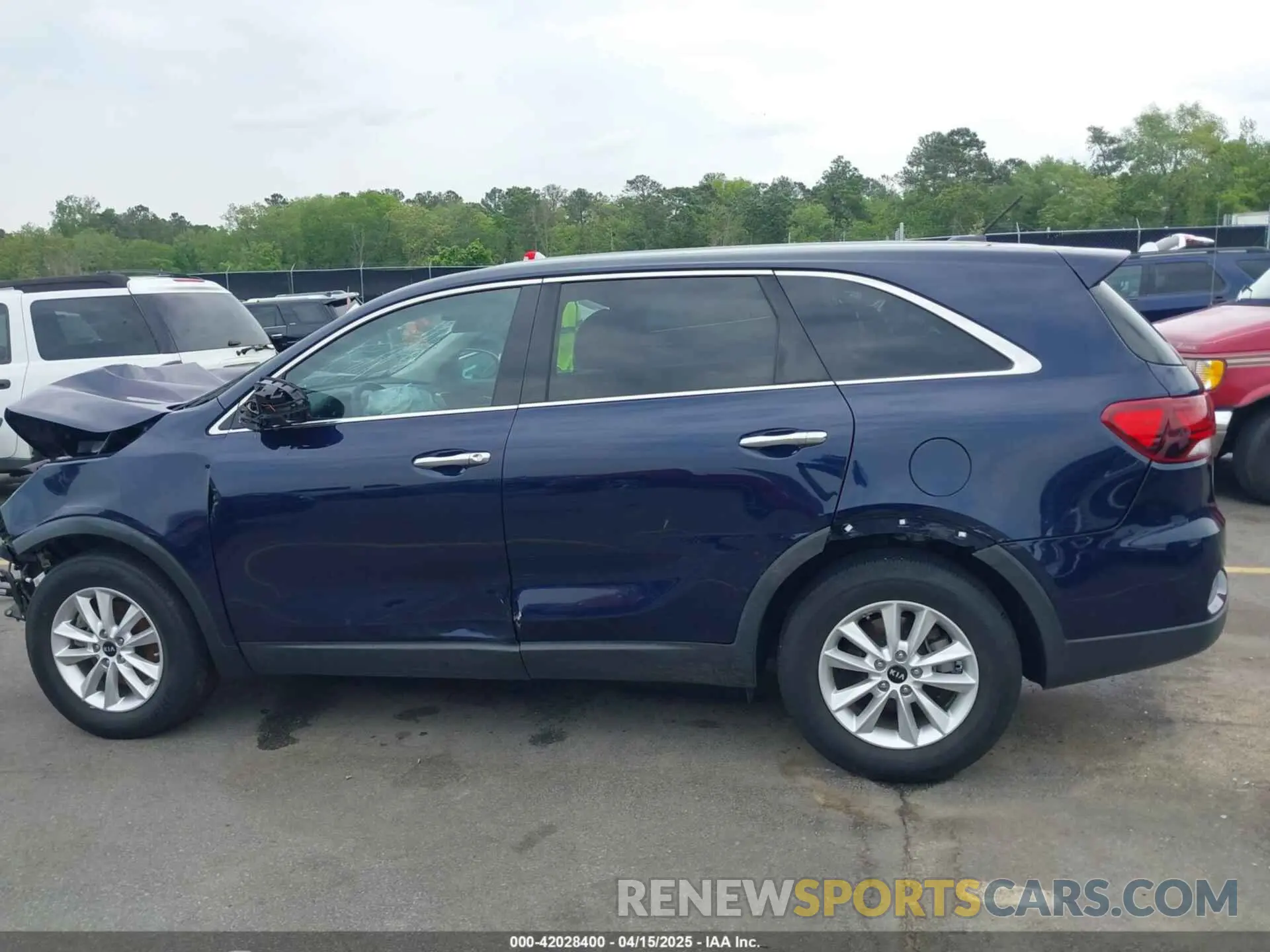 14 fotografías del automóvil dañado 5XYPG4A5XLG626844 KIA SORENTO 2020