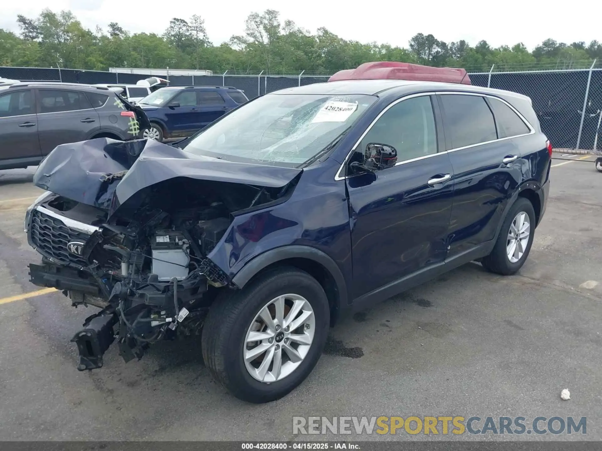 2 fotografías del automóvil dañado 5XYPG4A5XLG626844 KIA SORENTO 2020