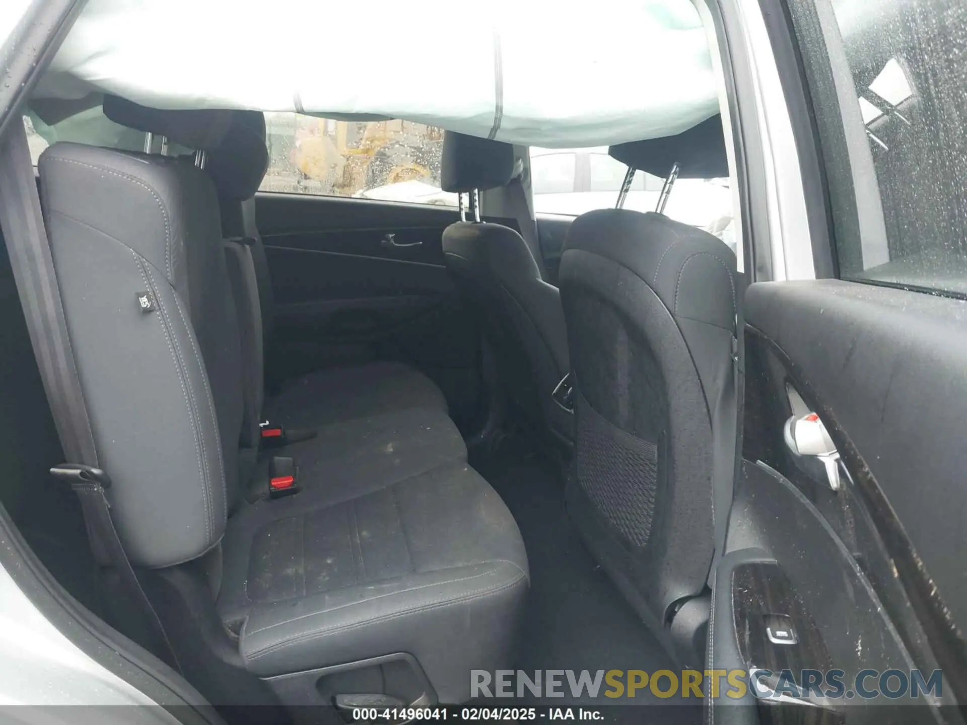 8 fotografías del automóvil dañado 5XYPG4A5XLG628545 KIA SORENTO 2020