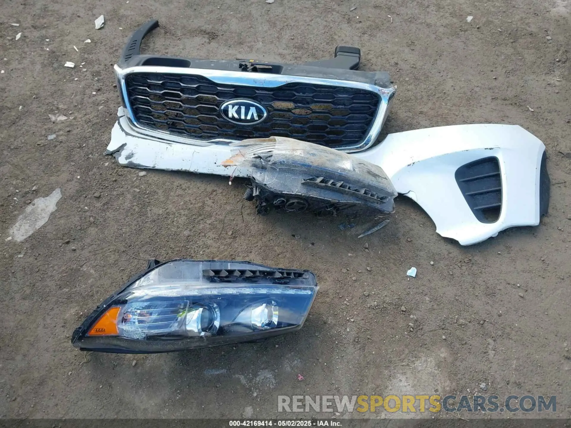 12 fotografías del automóvil dañado 5XYPG4A5XLG628626 KIA SORENTO 2020