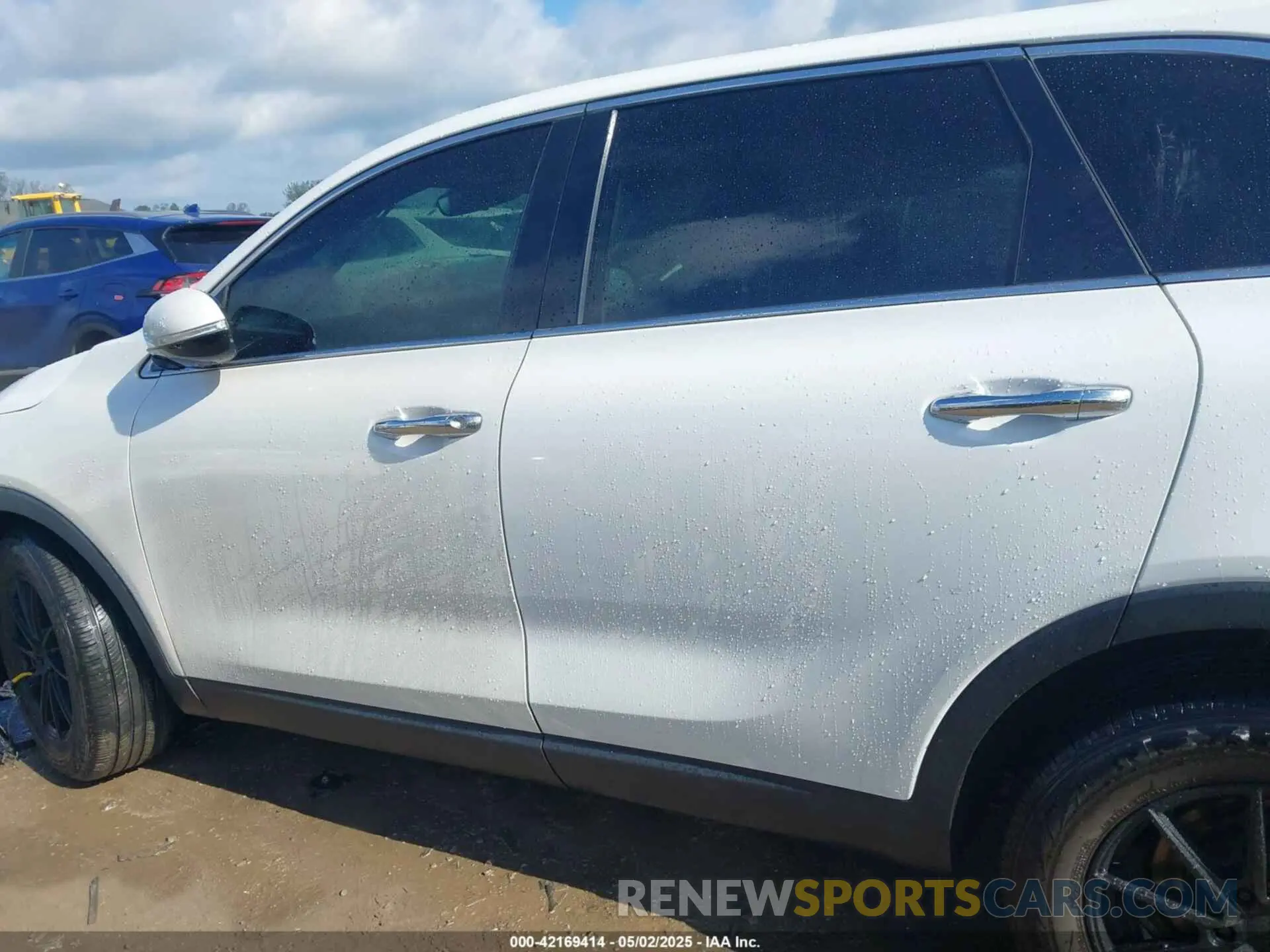 15 fotografías del automóvil dañado 5XYPG4A5XLG628626 KIA SORENTO 2020