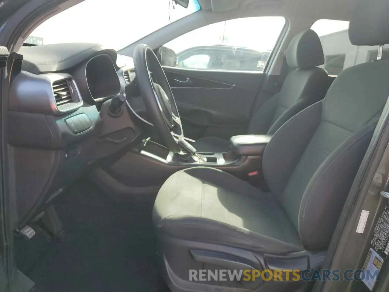 7 fotografías del automóvil dañado 5XYPG4A5XLG691919 KIA SORENTO 2020