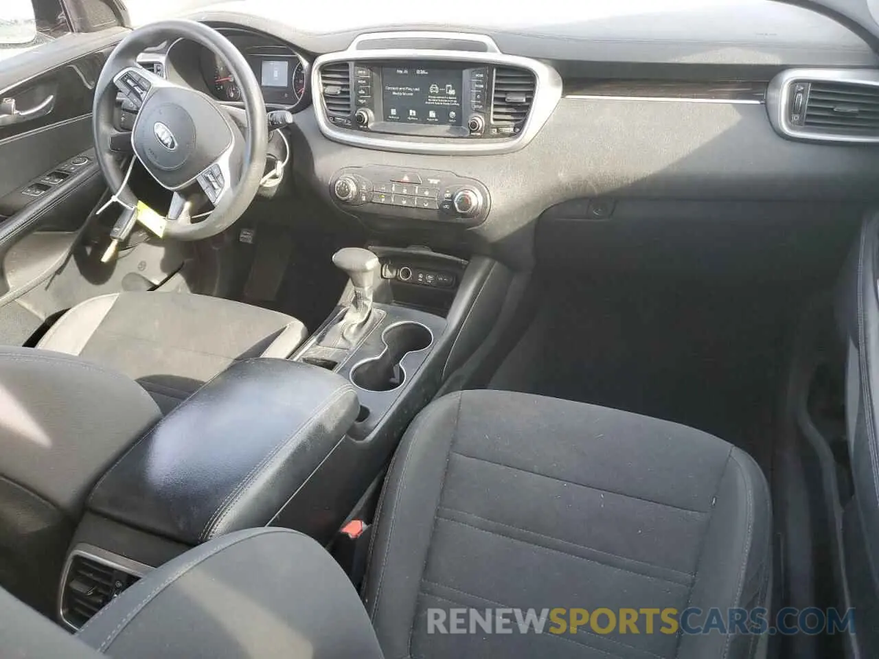 8 fotografías del automóvil dañado 5XYPG4A5XLG691919 KIA SORENTO 2020