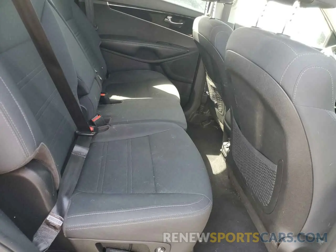 11 fotografías del automóvil dañado 5XYPGDA30LG678742 KIA SORENTO 2020