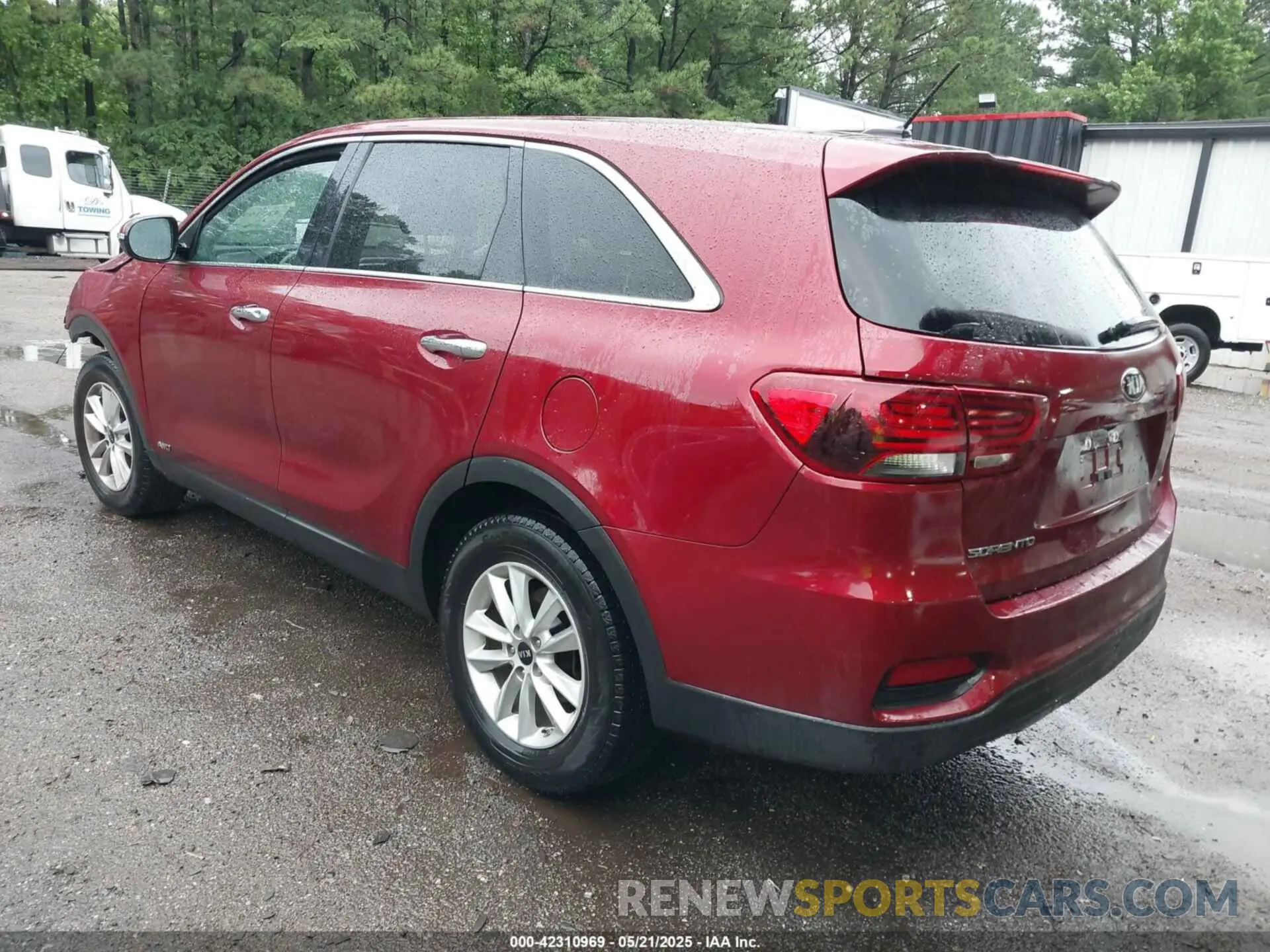 3 fotografías del automóvil dañado 5XYPGDA31LG702630 KIA SORENTO 2020