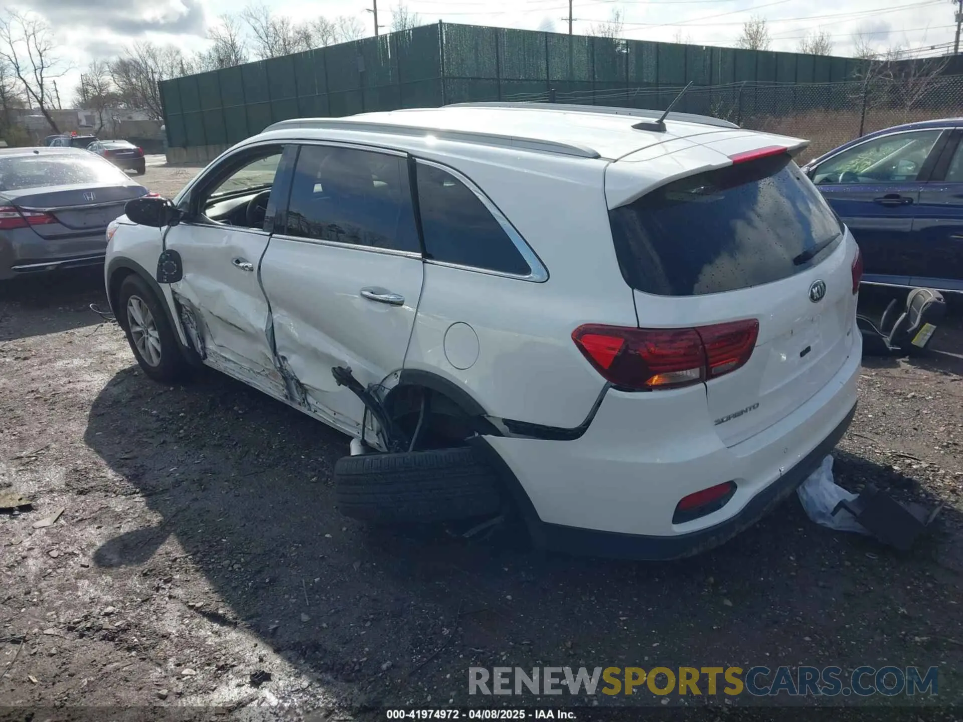 3 fotografías del automóvil dañado 5XYPGDA34LG691655 KIA SORENTO 2020