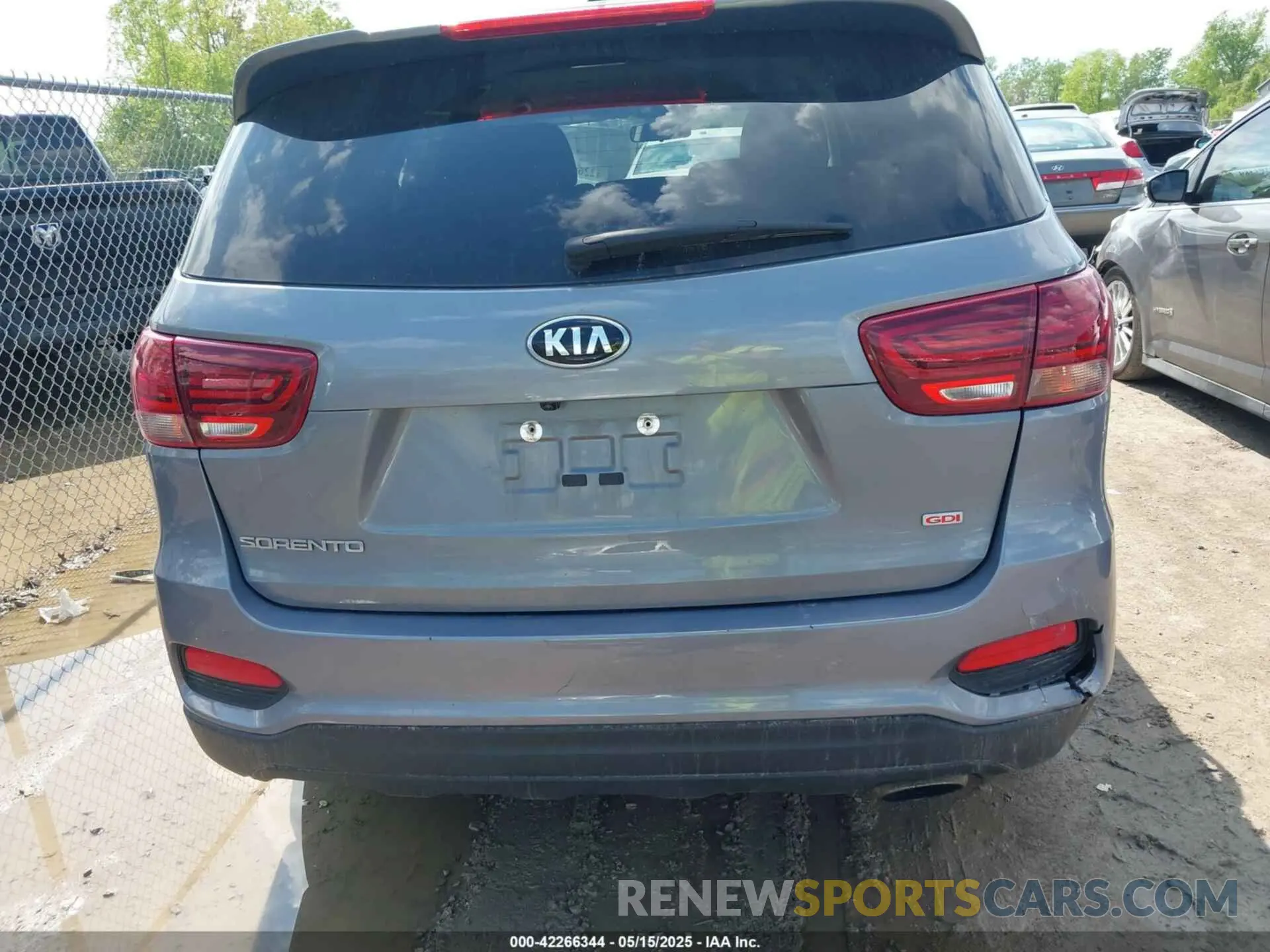 16 fotografías del automóvil dañado 5XYPGDA35LG640097 KIA SORENTO 2020