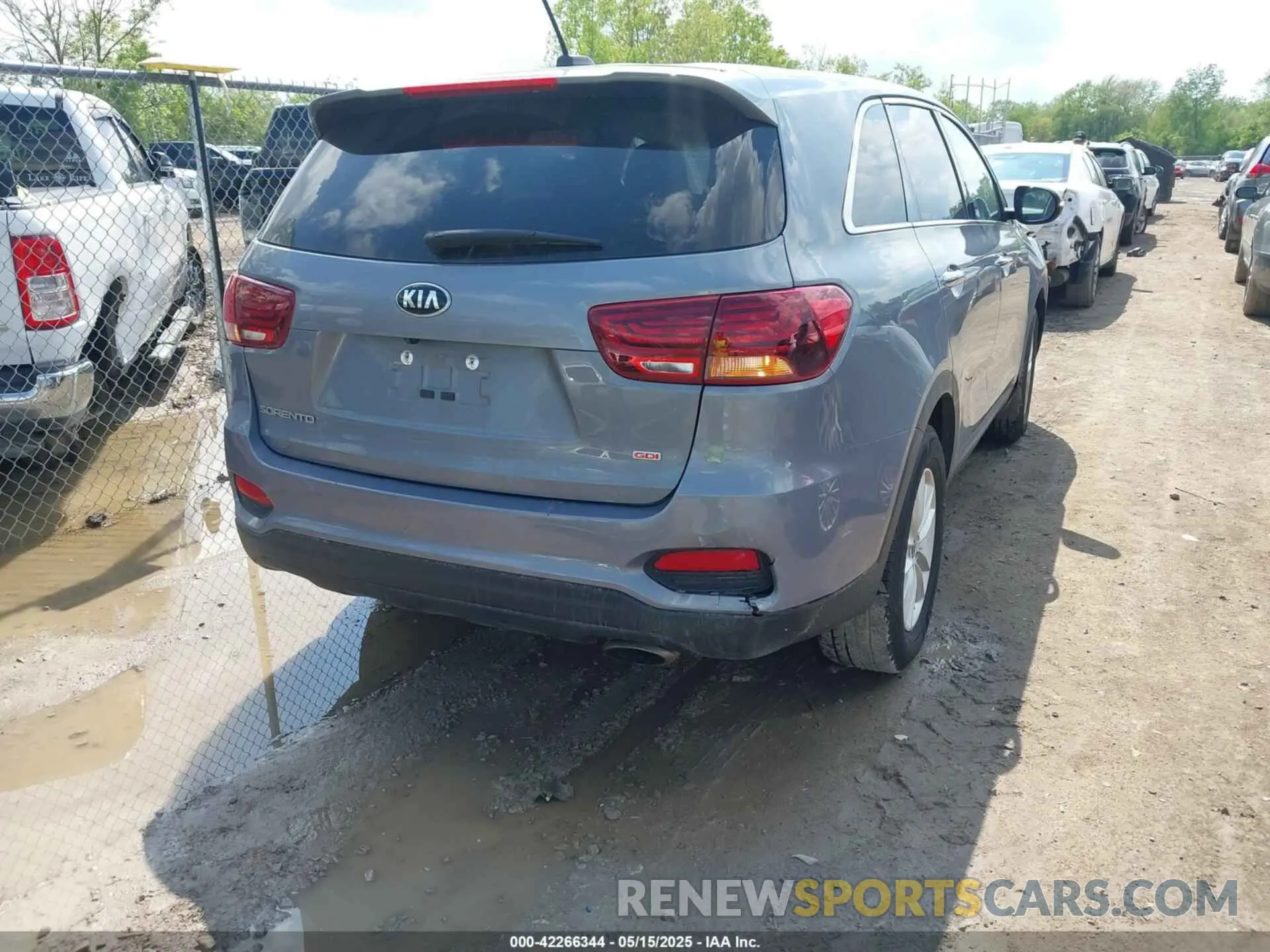 4 fotografías del automóvil dañado 5XYPGDA35LG640097 KIA SORENTO 2020