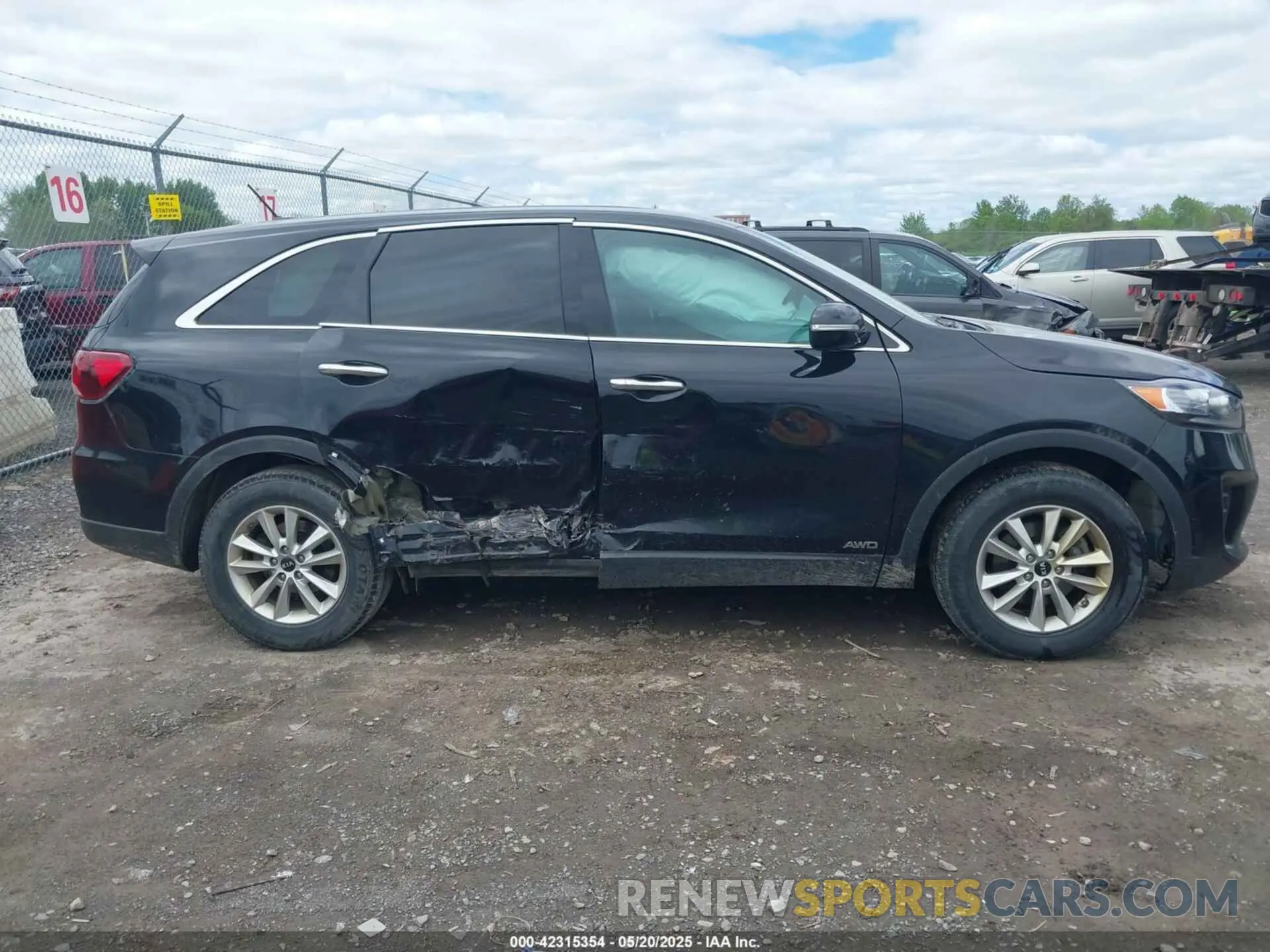 13 fotografías del automóvil dañado 5XYPGDA35LG693799 KIA SORENTO 2020