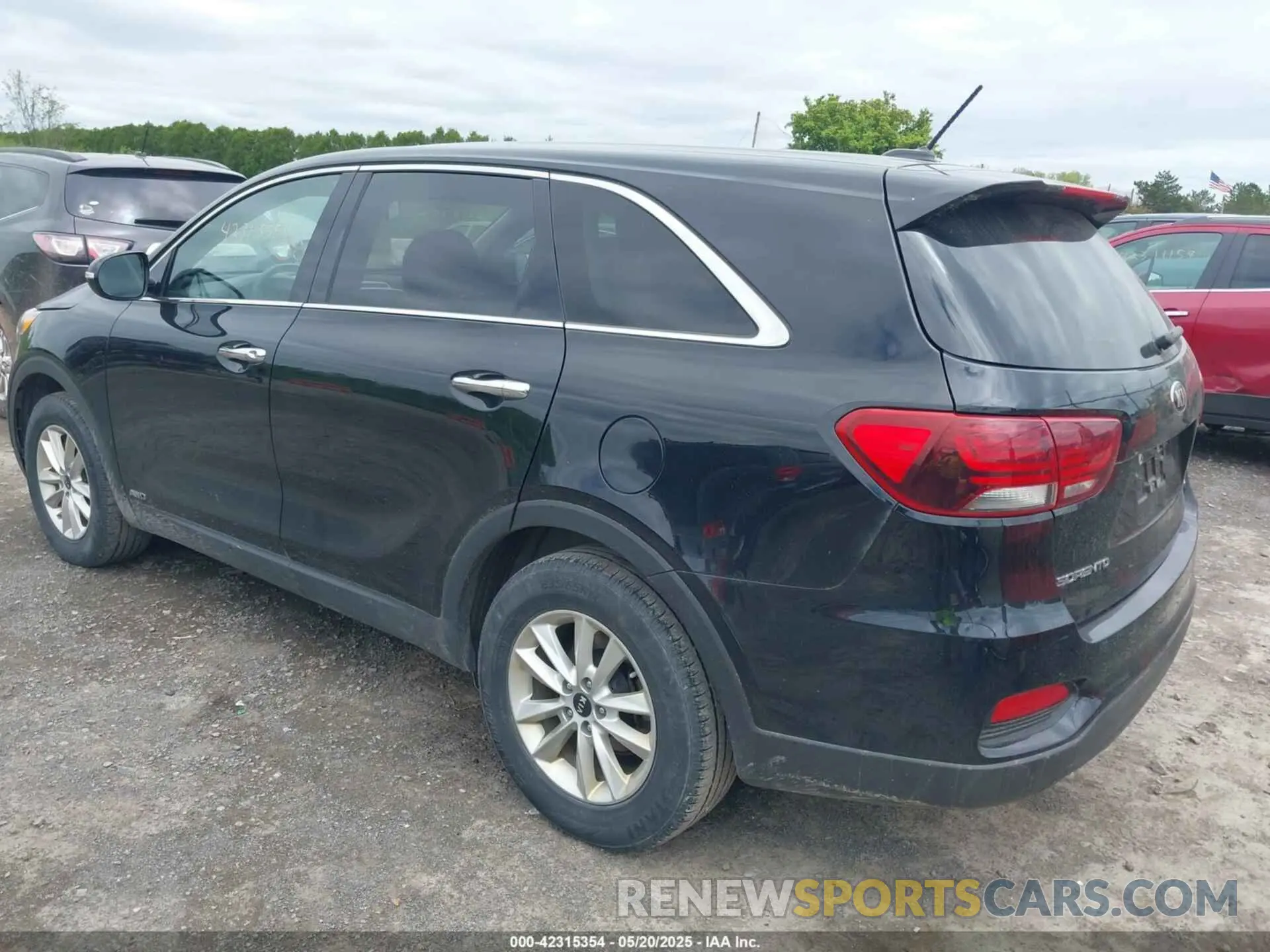 3 fotografías del automóvil dañado 5XYPGDA35LG693799 KIA SORENTO 2020