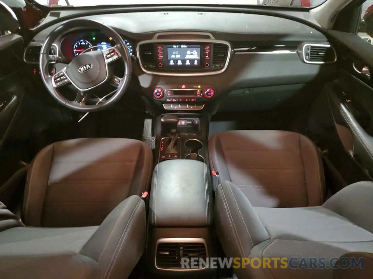 8 fotografías del automóvil dañado 5XYPGDA36LG650556 KIA SORENTO 2020