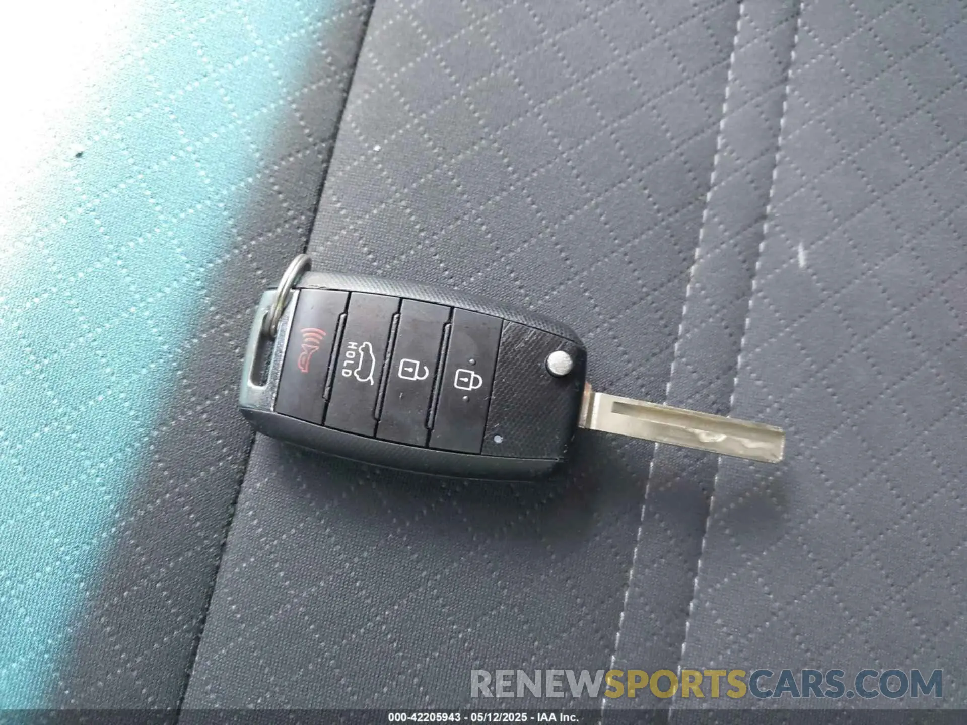 11 fotografías del automóvil dañado 5XYPGDA37LG685798 KIA SORENTO 2020