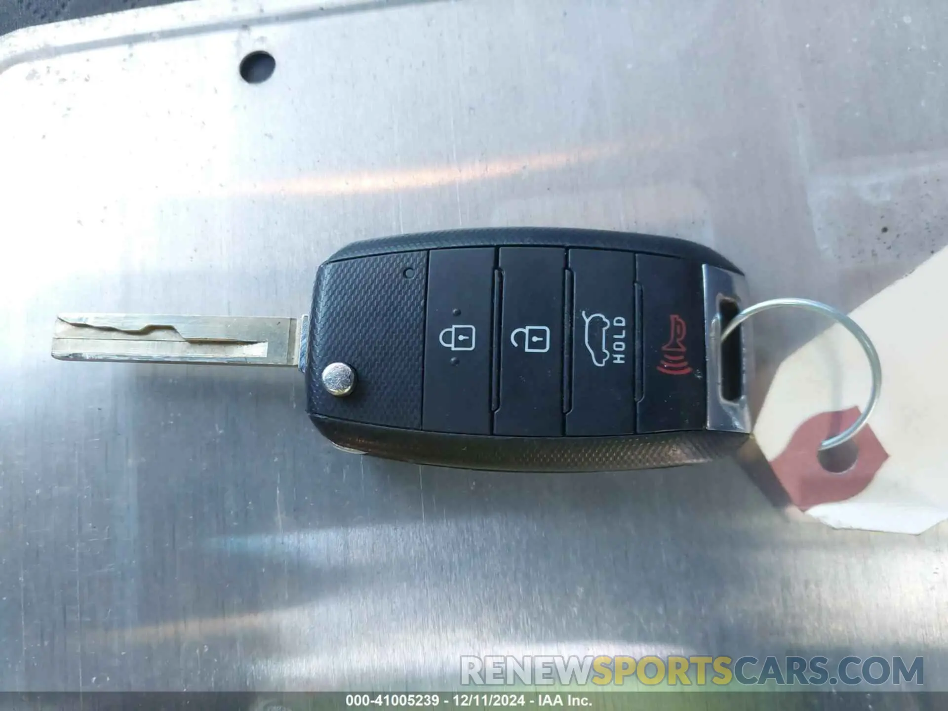 11 fotografías del automóvil dañado 5XYPGDA39LG664676 KIA SORENTO 2020
