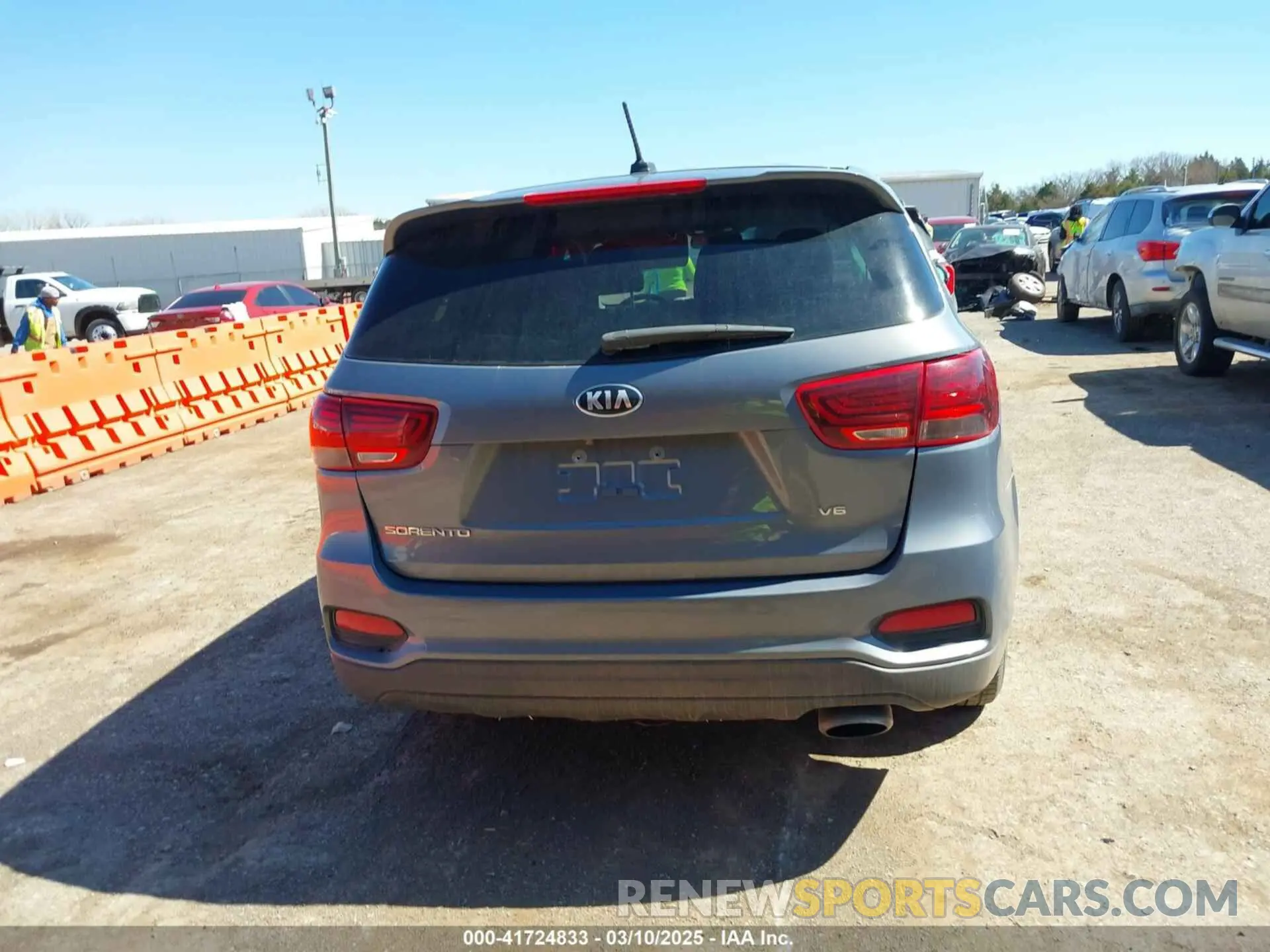 16 fotografías del automóvil dañado 5XYPGDA53LG612283 KIA SORENTO 2020