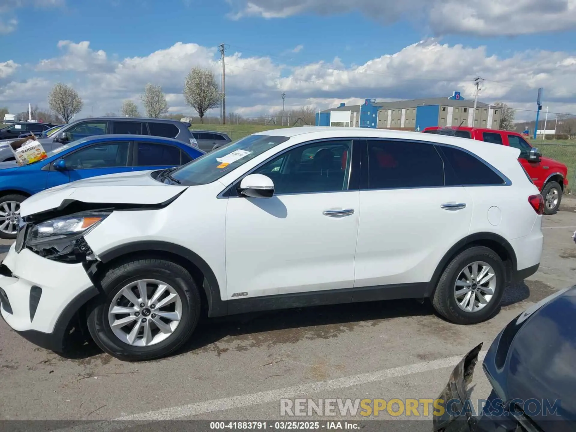 14 fotografías del automóvil dañado 5XYPGDA55LG613631 KIA SORENTO 2020
