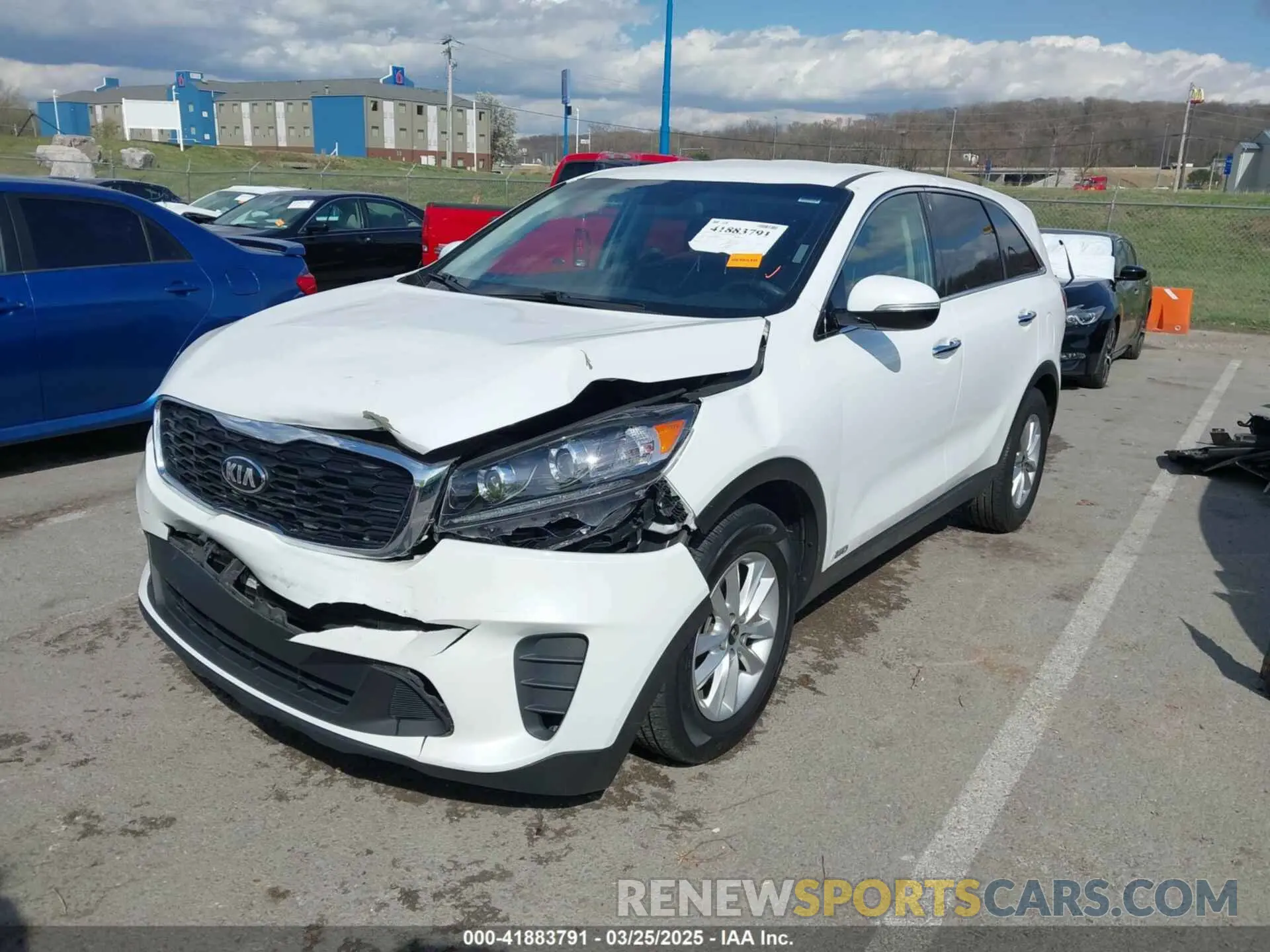2 fotografías del automóvil dañado 5XYPGDA55LG613631 KIA SORENTO 2020