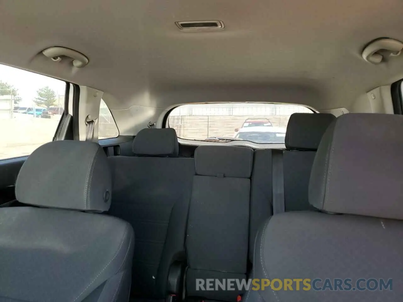 10 fotografías del automóvil dañado 5XYPGDA59LG619478 KIA SORENTO 2020
