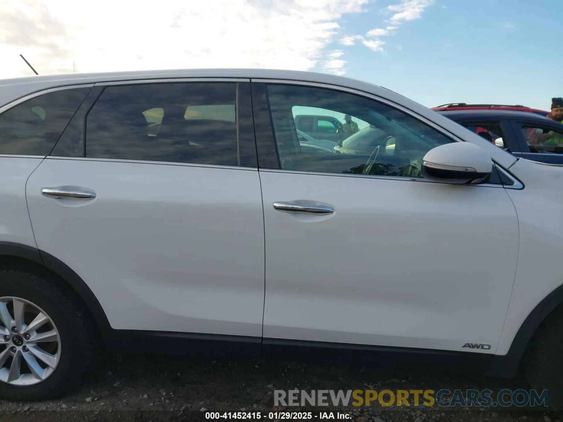 14 fotografías del automóvil dañado 5XYPGDA59LG620680 KIA SORENTO 2020