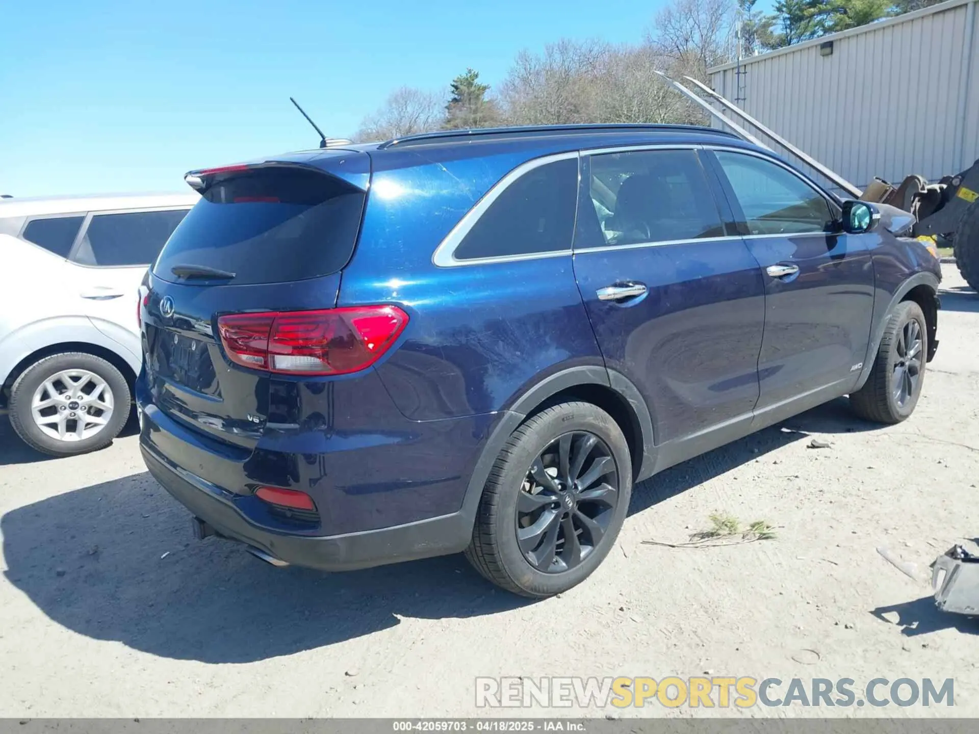4 fotografías del automóvil dañado 5XYPGDA59LG684461 KIA SORENTO 2020