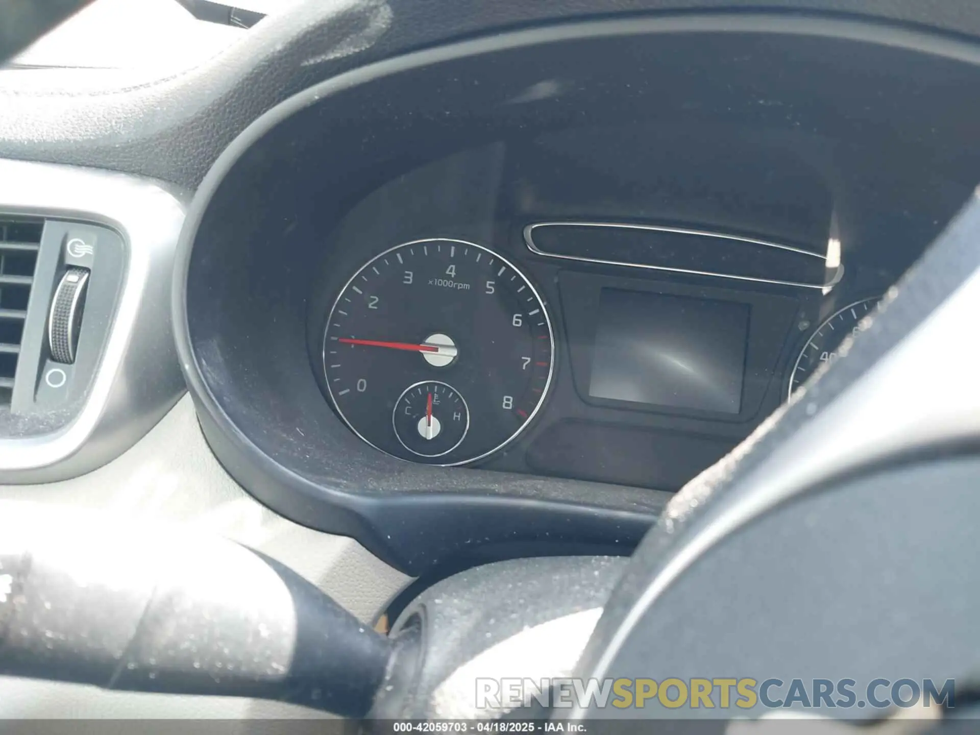 7 fotografías del automóvil dañado 5XYPGDA59LG684461 KIA SORENTO 2020
