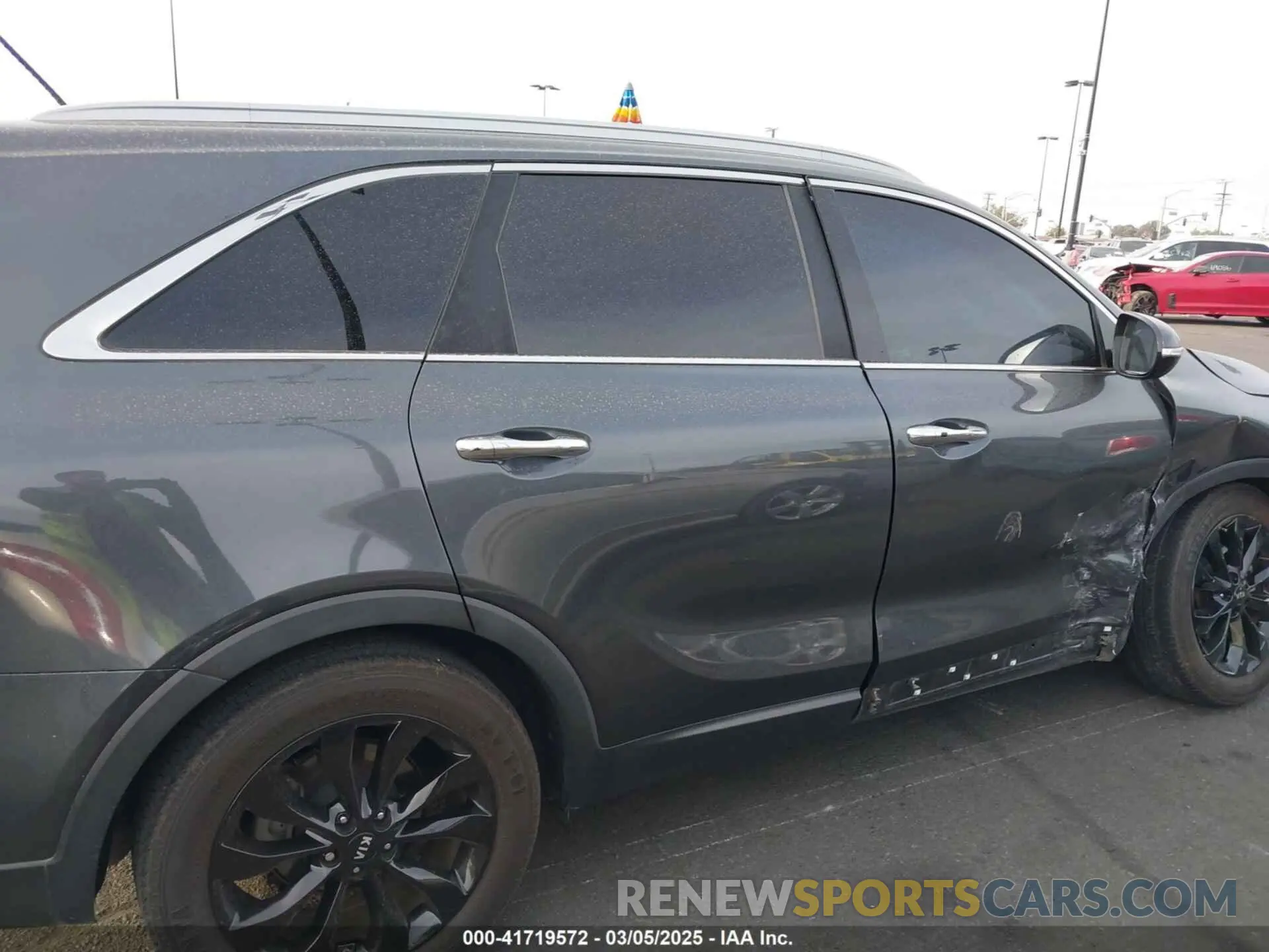 13 fotografías del automóvil dañado 5XYPH4A55LG665371 KIA SORENTO 2020