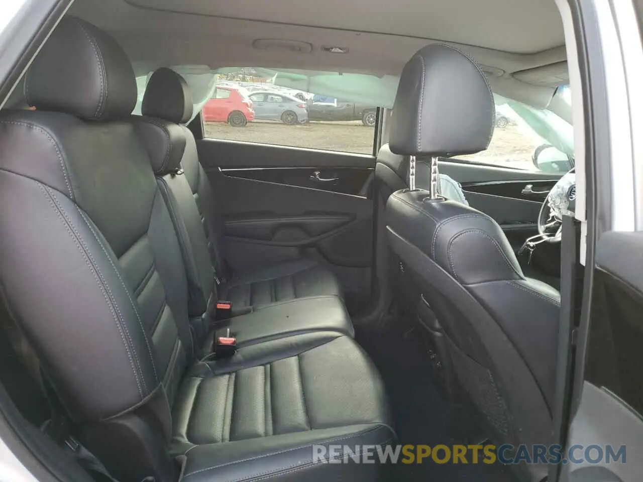 11 fotografías del automóvil dañado 5XYPH4A56LG708101 KIA SORENTO 2020