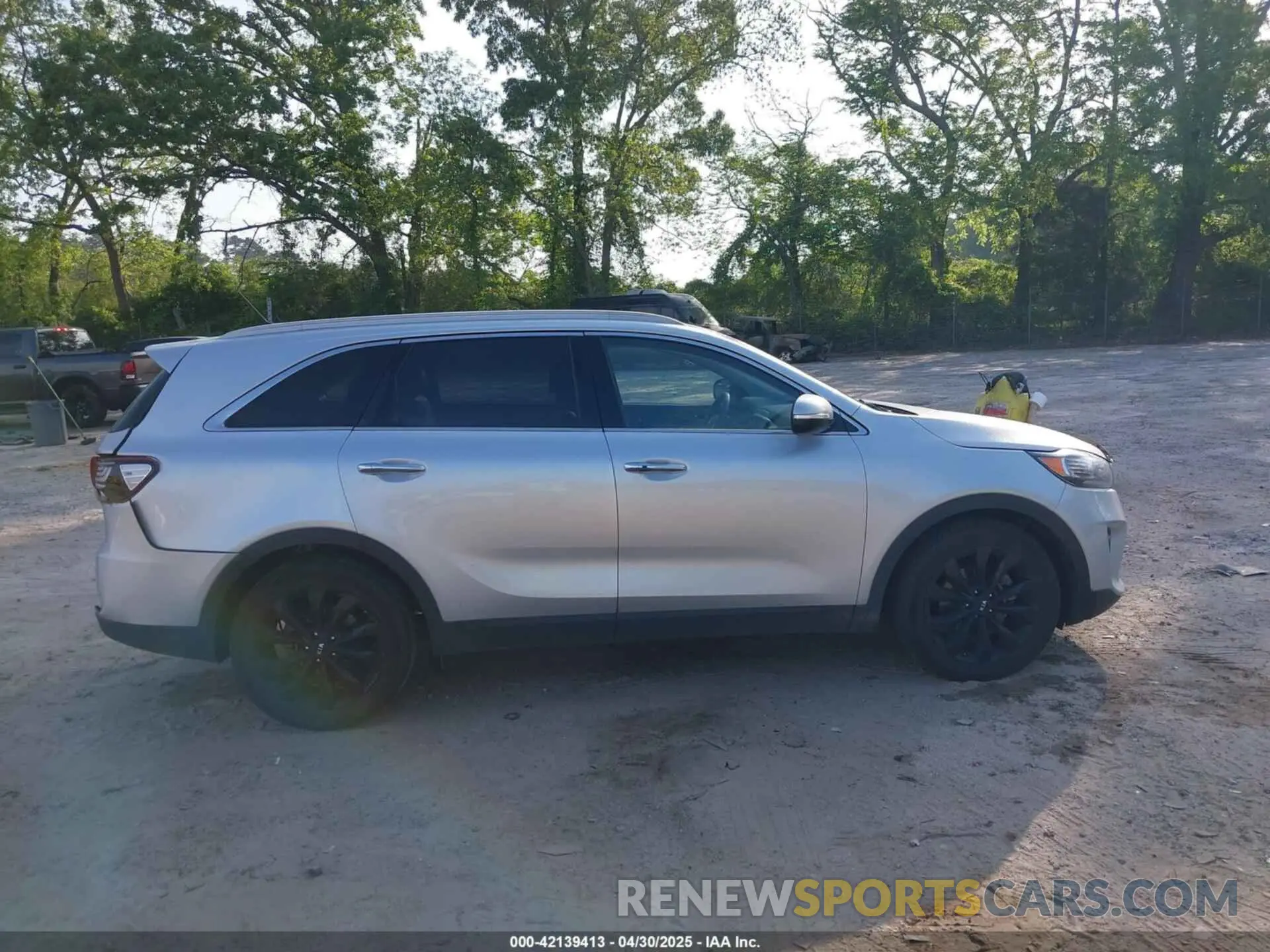 13 fotografías del automóvil dañado 5XYPH4A58LG709332 KIA SORENTO 2020