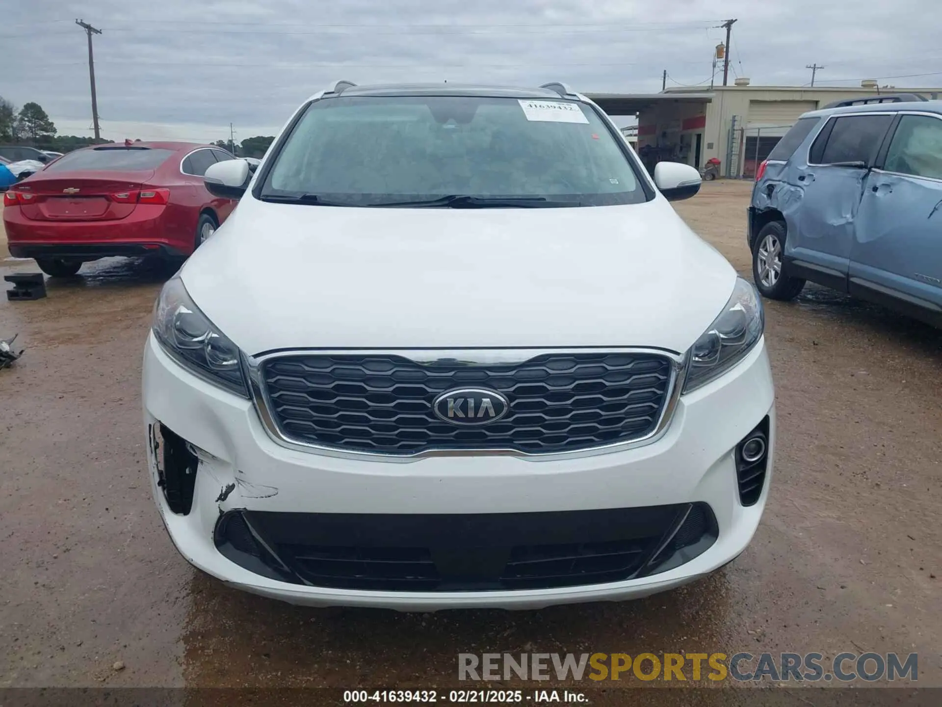 12 fotografías del automóvil dañado 5XYPHDA50LG710474 KIA SORENTO 2020