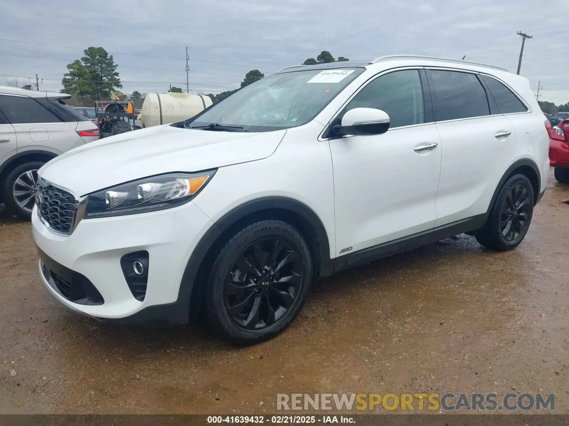2 fotografías del automóvil dañado 5XYPHDA50LG710474 KIA SORENTO 2020