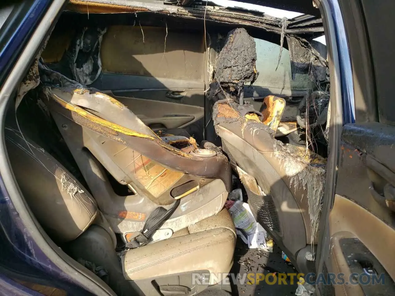 10 fotografías del automóvil dañado 5XYPHDA54LG688673 KIA SORENTO 2020