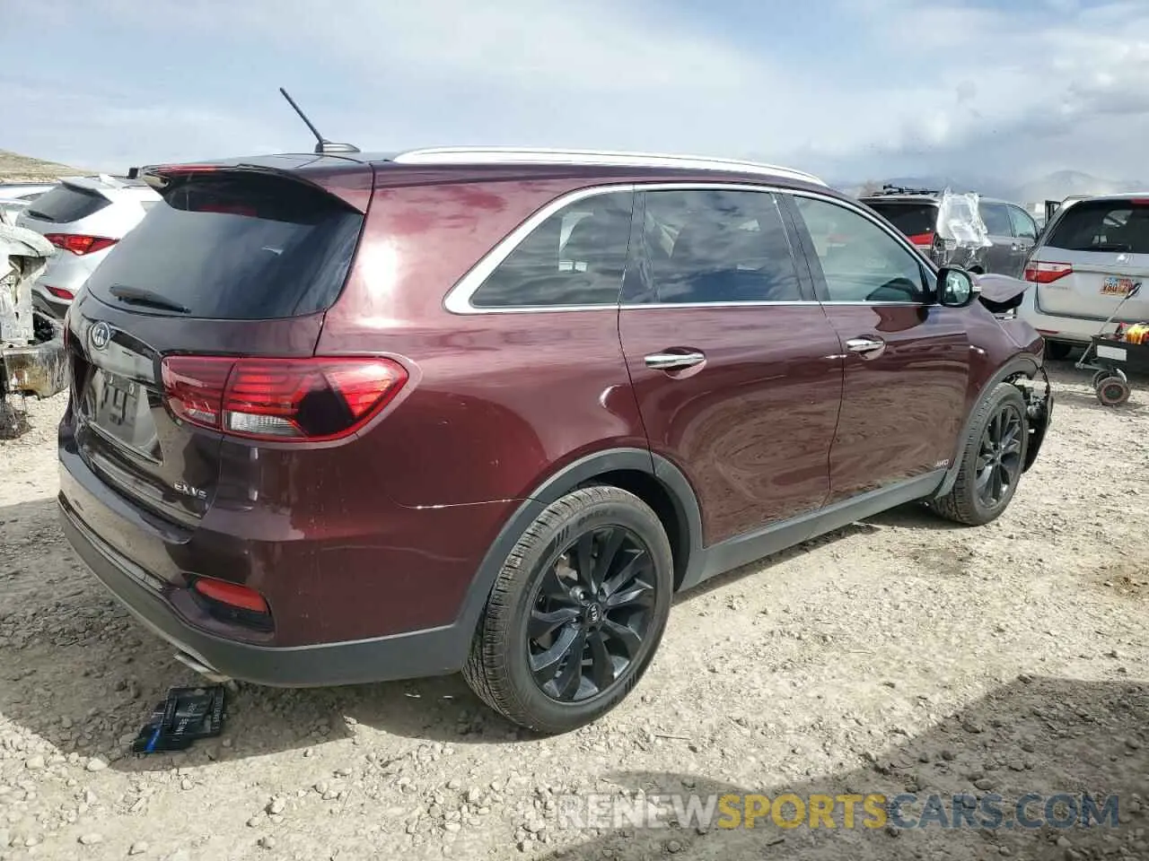 3 fotografías del automóvil dañado 5XYPHDA56LG694667 KIA SORENTO 2020