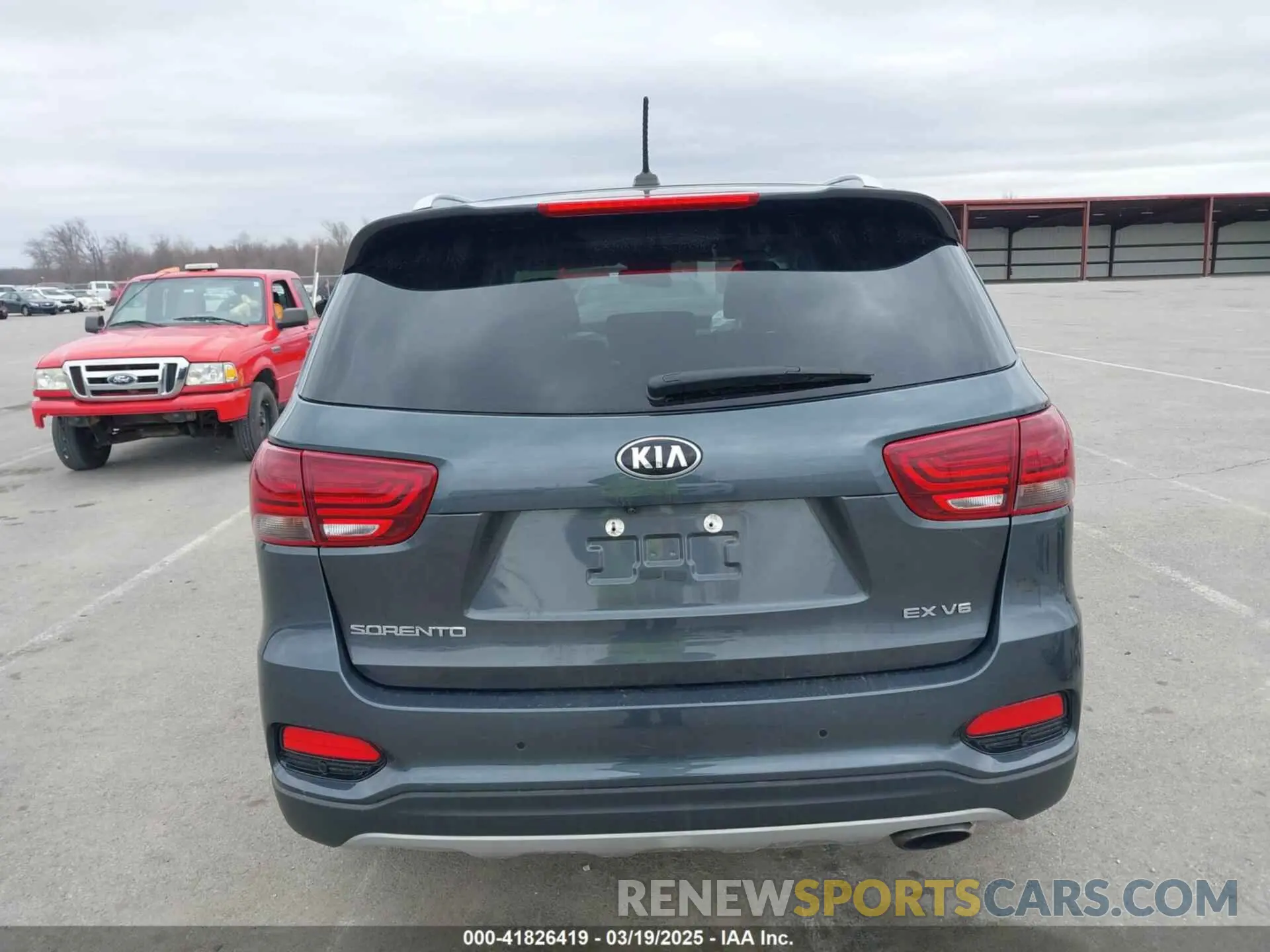 17 fotografías del automóvil dañado 5XYPHDA58LG709928 KIA SORENTO 2020