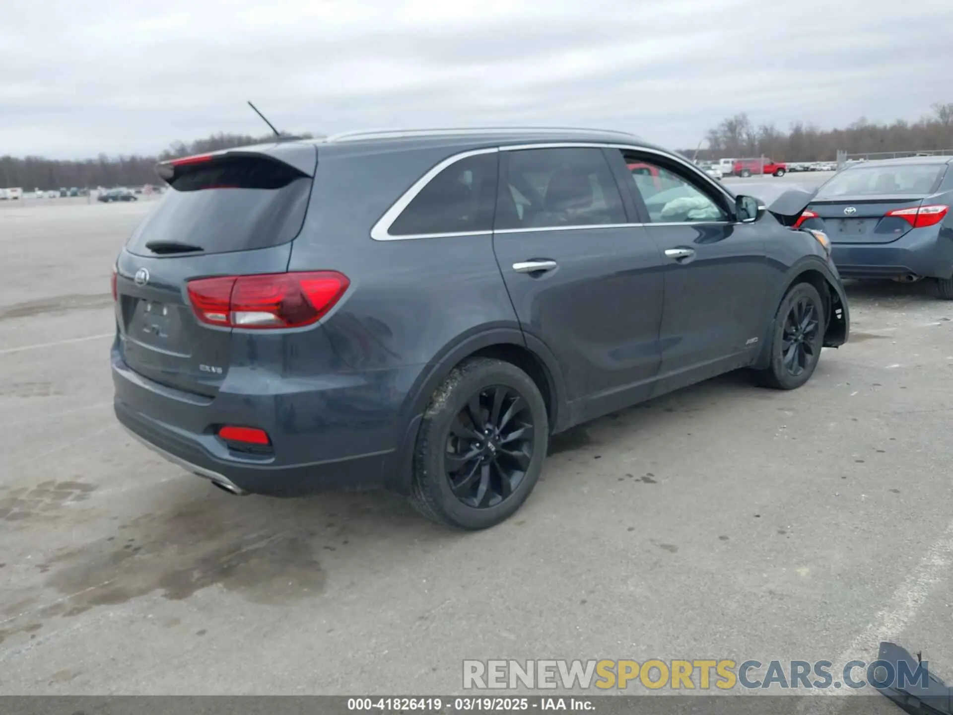 4 fotografías del automóvil dañado 5XYPHDA58LG709928 KIA SORENTO 2020