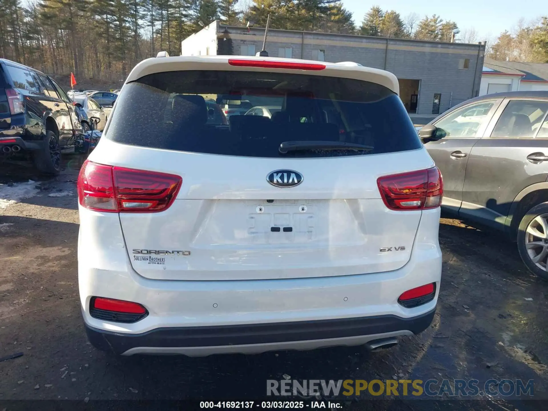 15 fotografías del automóvil dañado 5XYPHDA5XLG696406 KIA SORENTO 2020