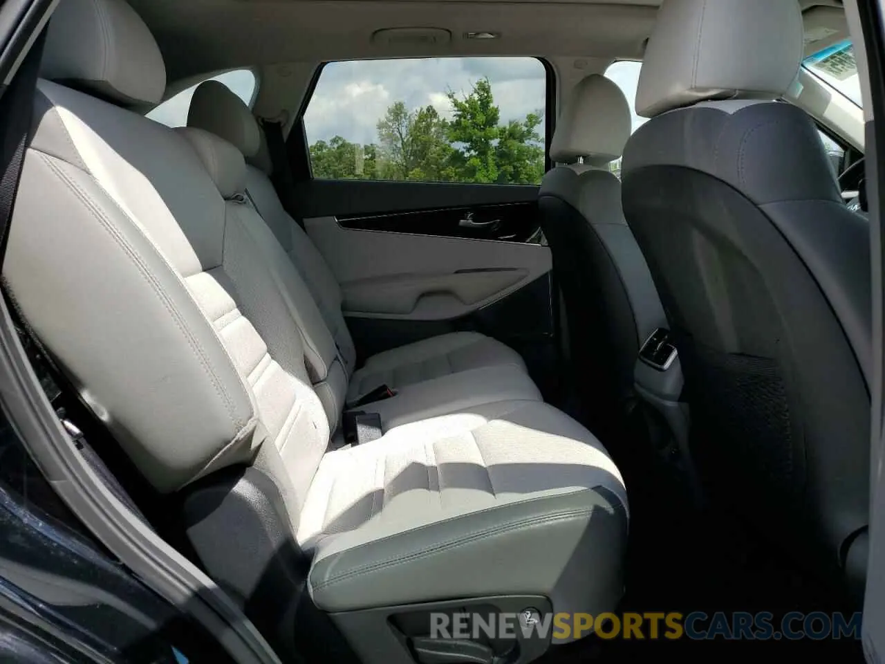 11 fotografías del automóvil dañado 5XYPK4A58LG669917 KIA SORENTO 2020