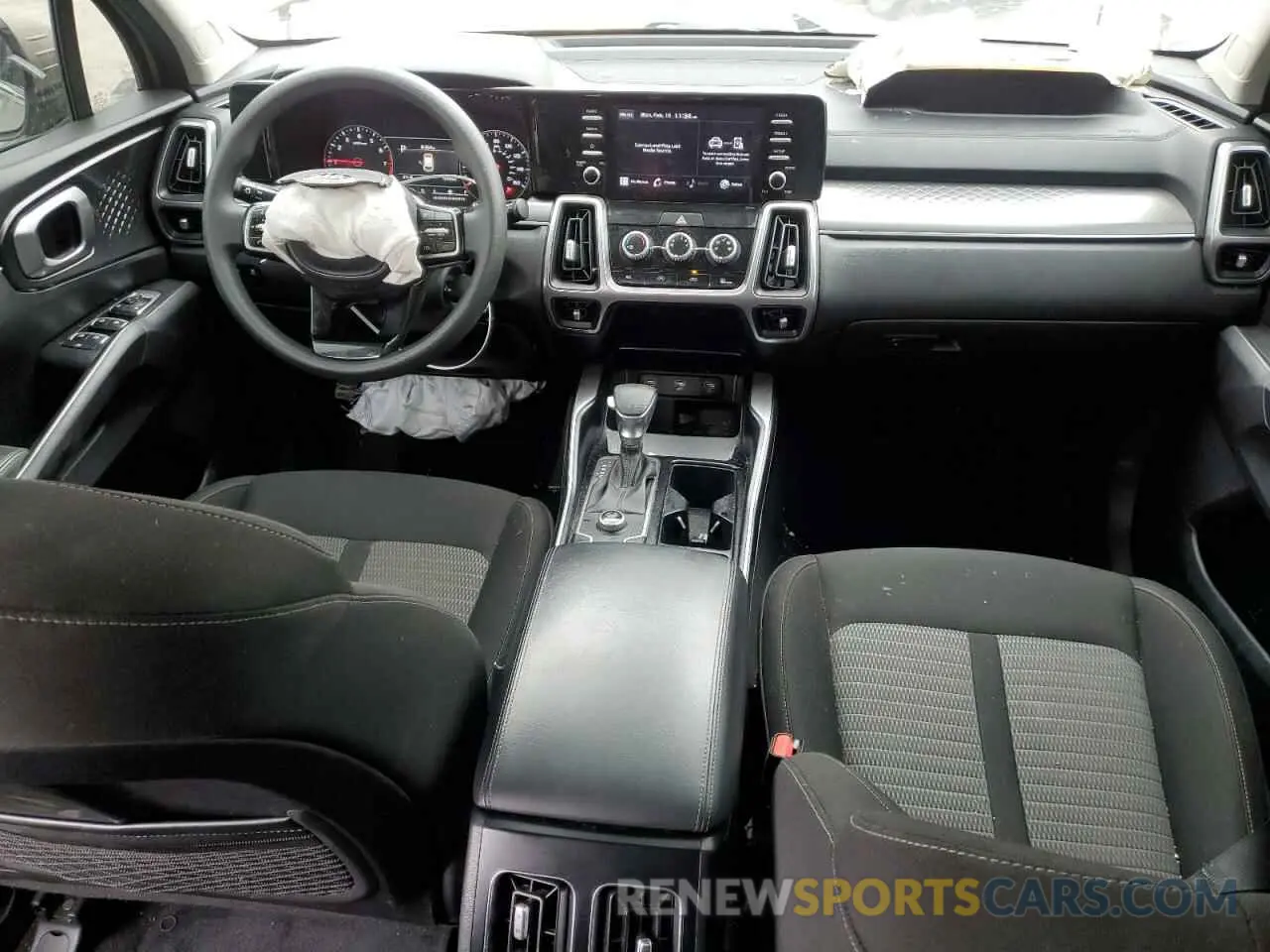 8 fotografías del automóvil dañado 5XYRG4LC2MG009833 KIA SORENTO 2021