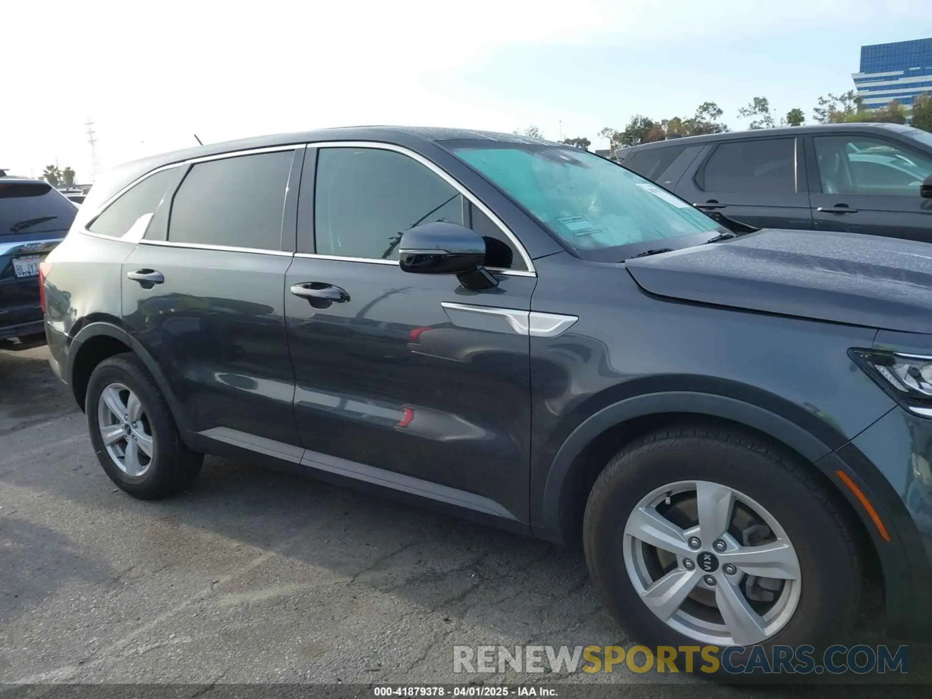 13 fotografías del automóvil dañado 5XYRG4LC2MG044534 KIA SORENTO 2021