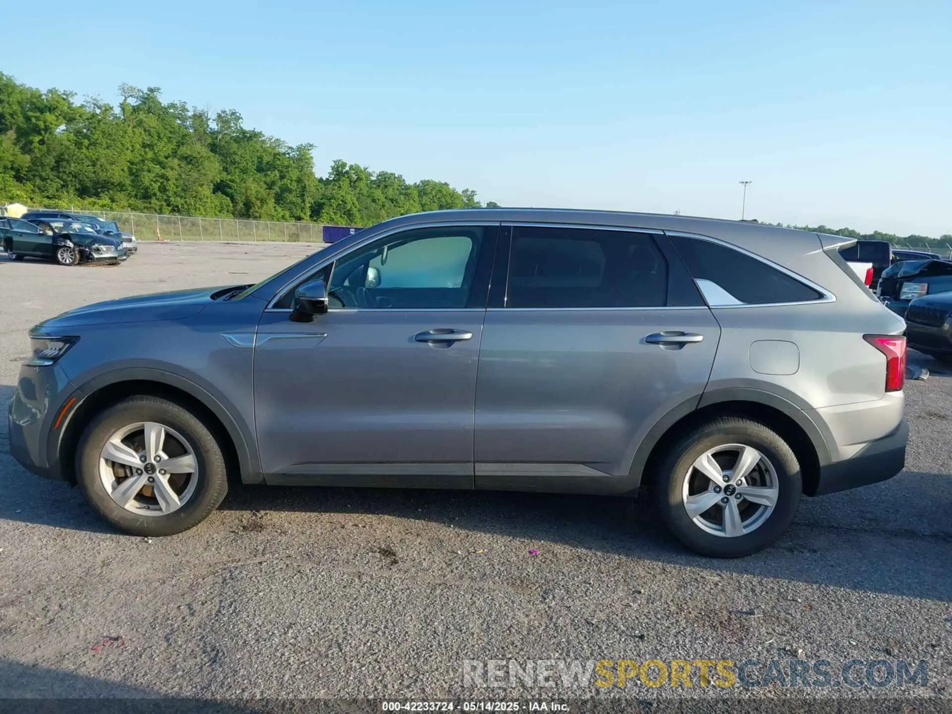14 fotografías del automóvil dañado 5XYRG4LC3MG032683 KIA SORENTO 2021