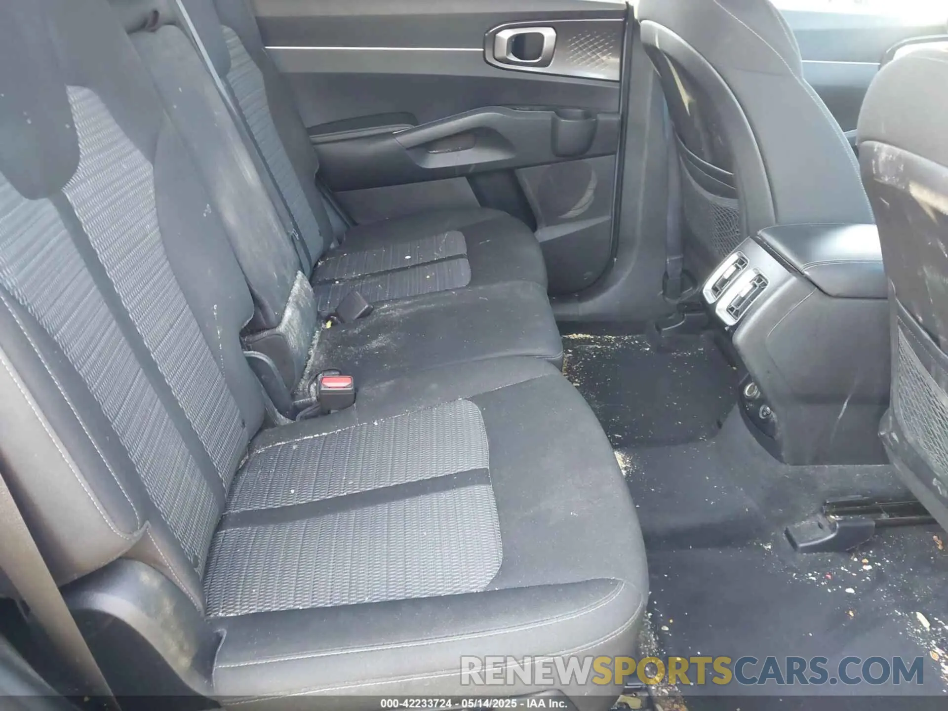 8 fotografías del automóvil dañado 5XYRG4LC3MG032683 KIA SORENTO 2021