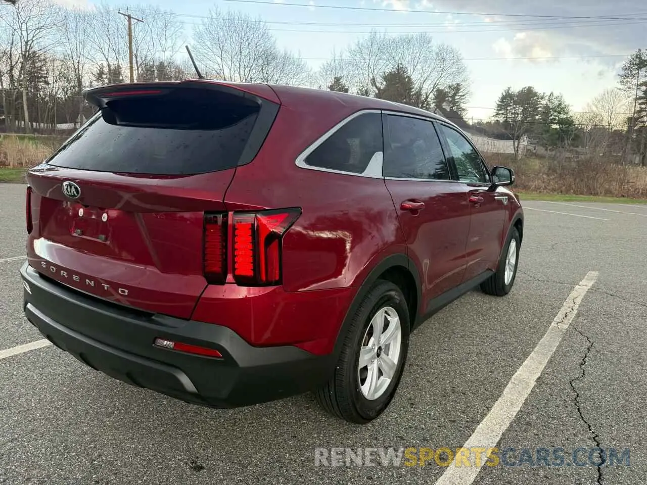 4 fotografías del automóvil dañado 5XYRG4LC3MG065165 KIA SORENTO 2021