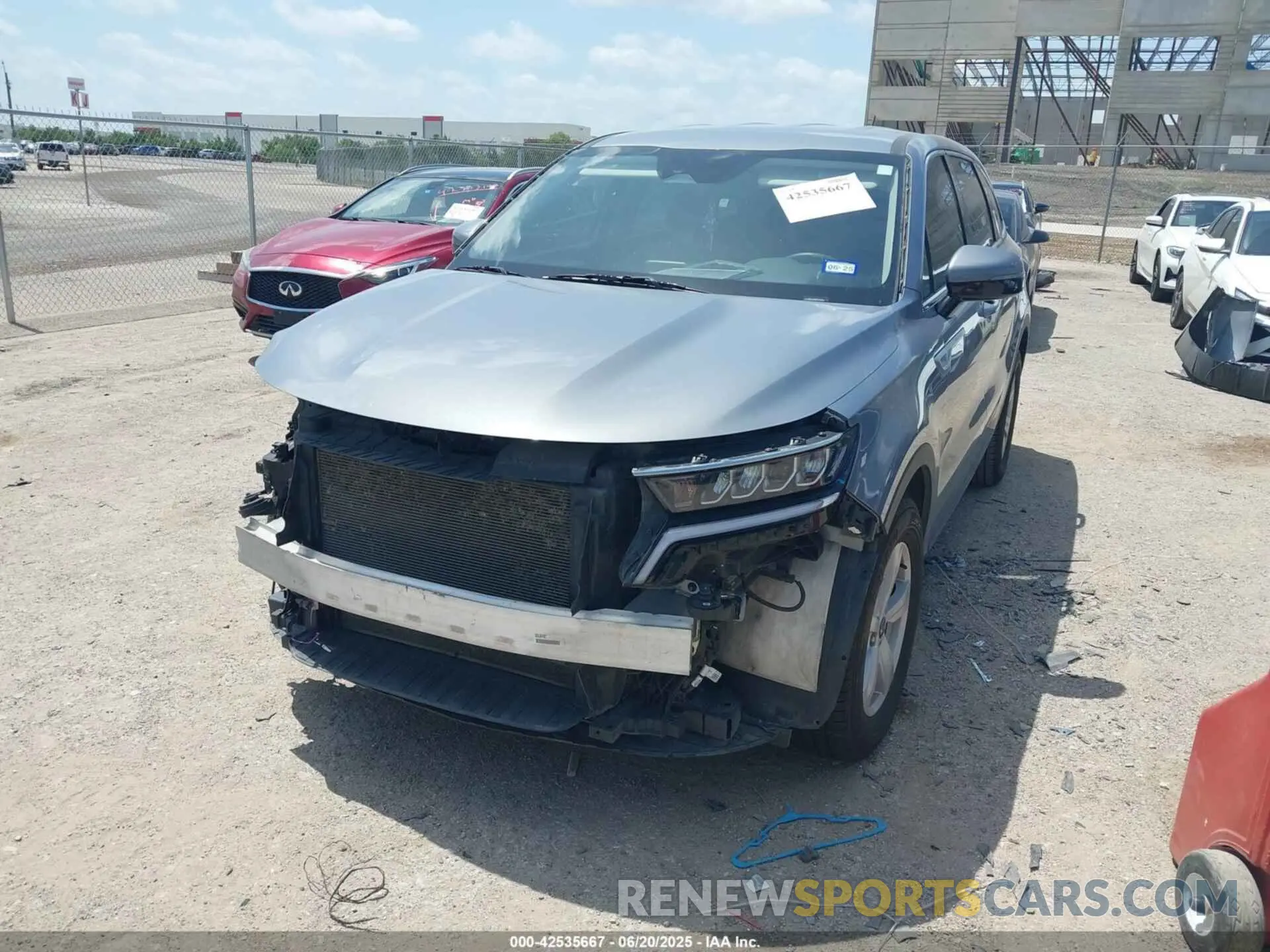 2 fotografías del automóvil dañado 5XYRG4LC4MG055115 KIA SORENTO 2021