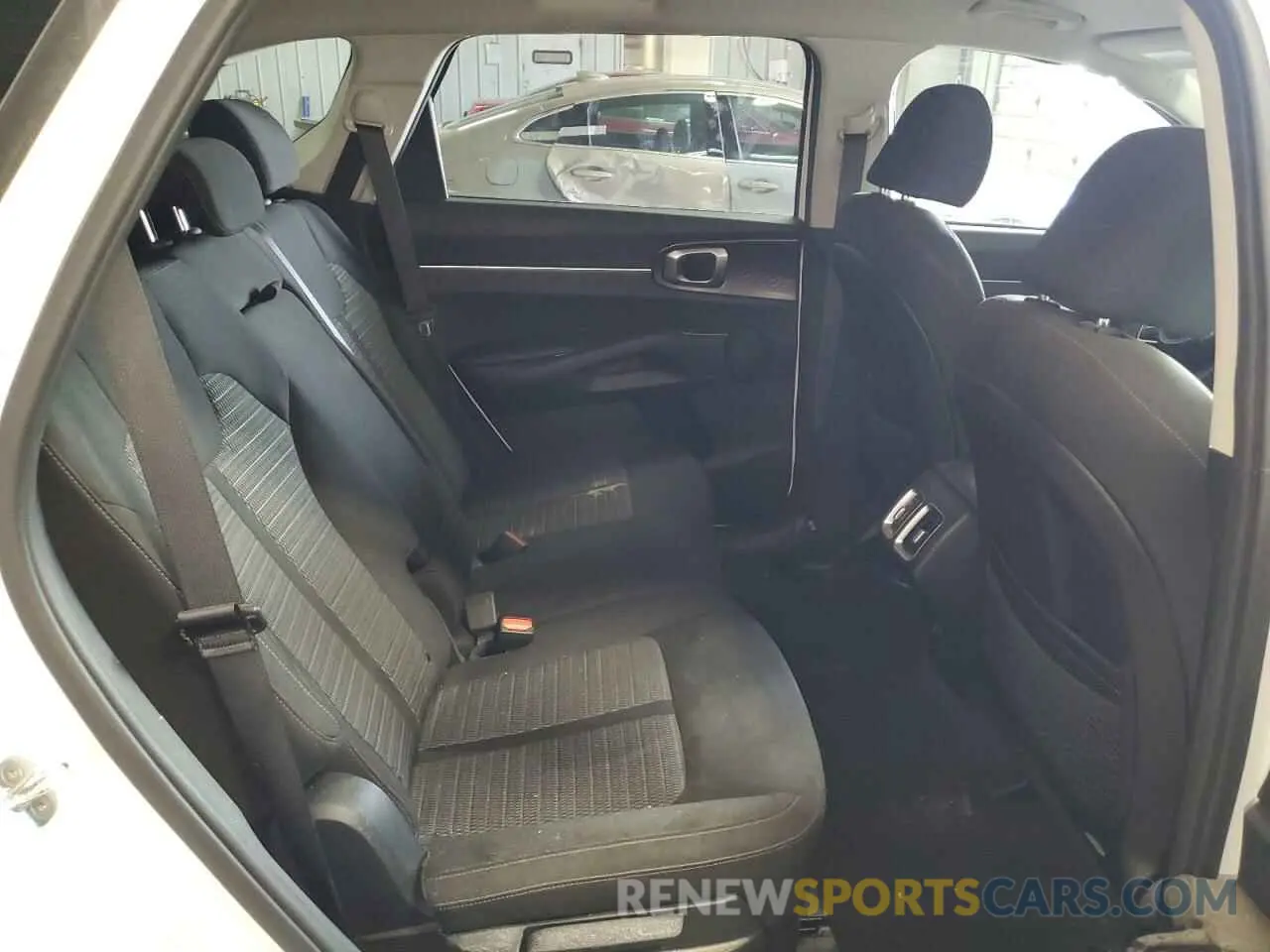 11 fotografías del automóvil dañado 5XYRG4LC6MG067363 KIA SORENTO 2021