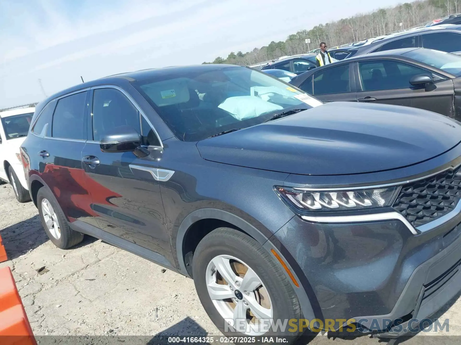 13 fotografías del automóvil dañado 5XYRG4LC7MG021928 KIA SORENTO 2021
