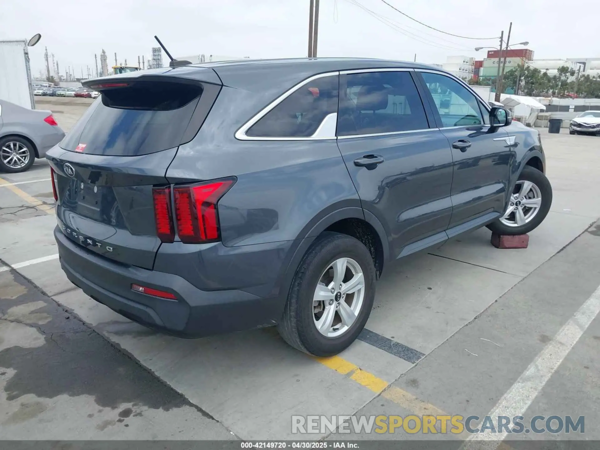4 fotografías del automóvil dañado 5XYRG4LC7MG041273 KIA SORENTO 2021