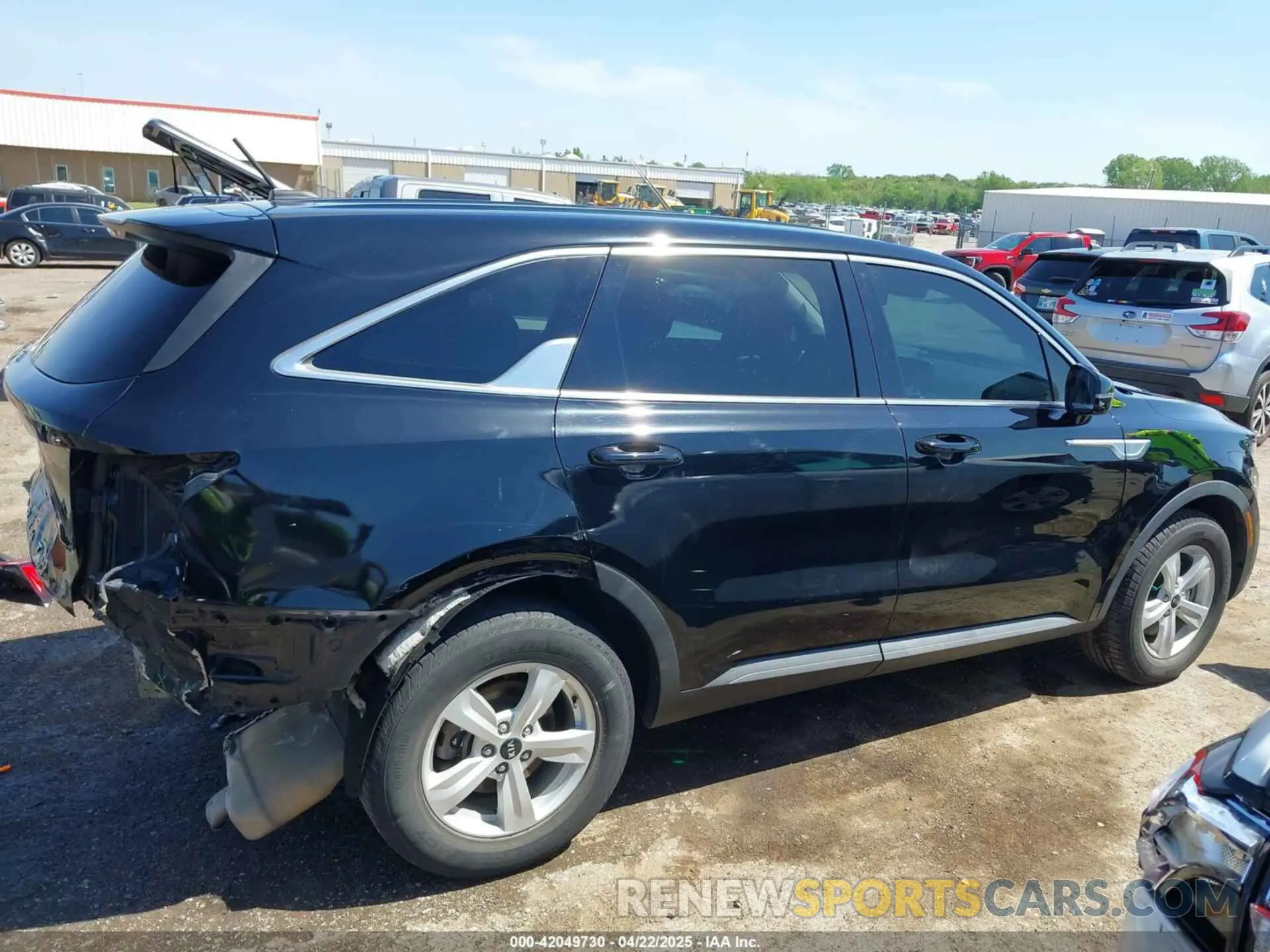 14 fotografías del automóvil dañado 5XYRG4LC8MG001333 KIA SORENTO 2021