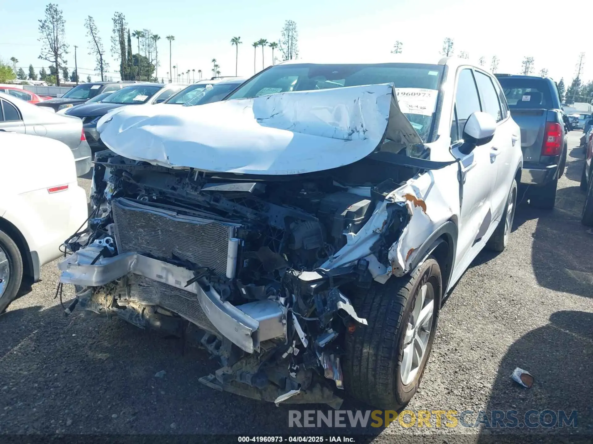 2 fotografías del automóvil dañado 5XYRG4LCXMG007814 KIA SORENTO 2021