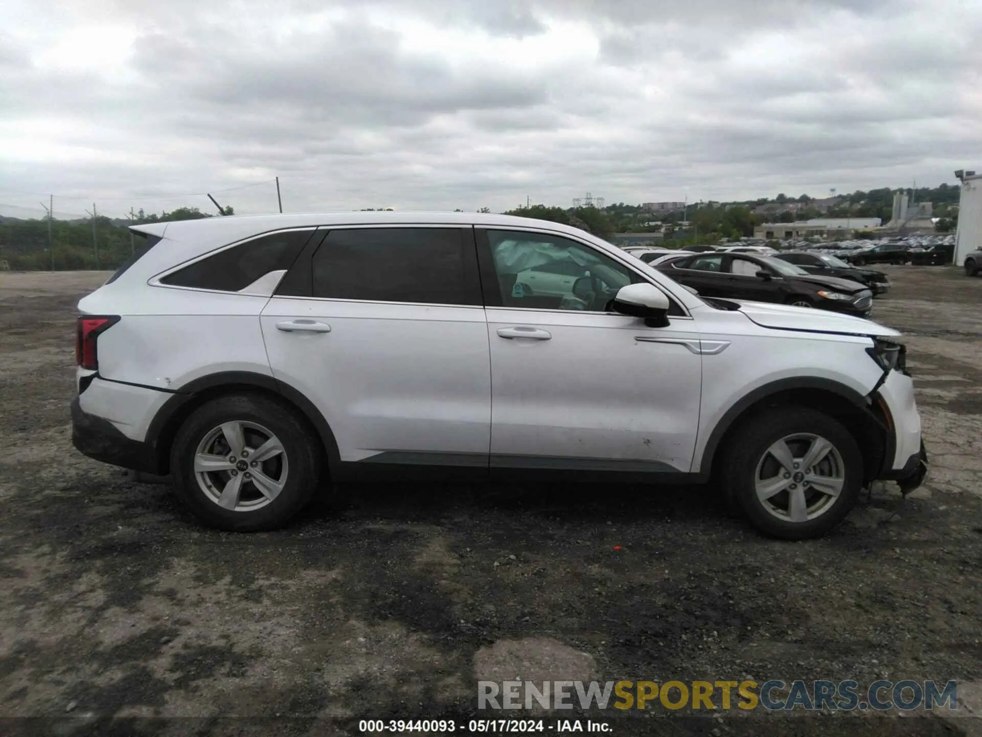 14 fotografías del automóvil dañado 5XYRG4LCXMG017520 KIA SORENTO 2021