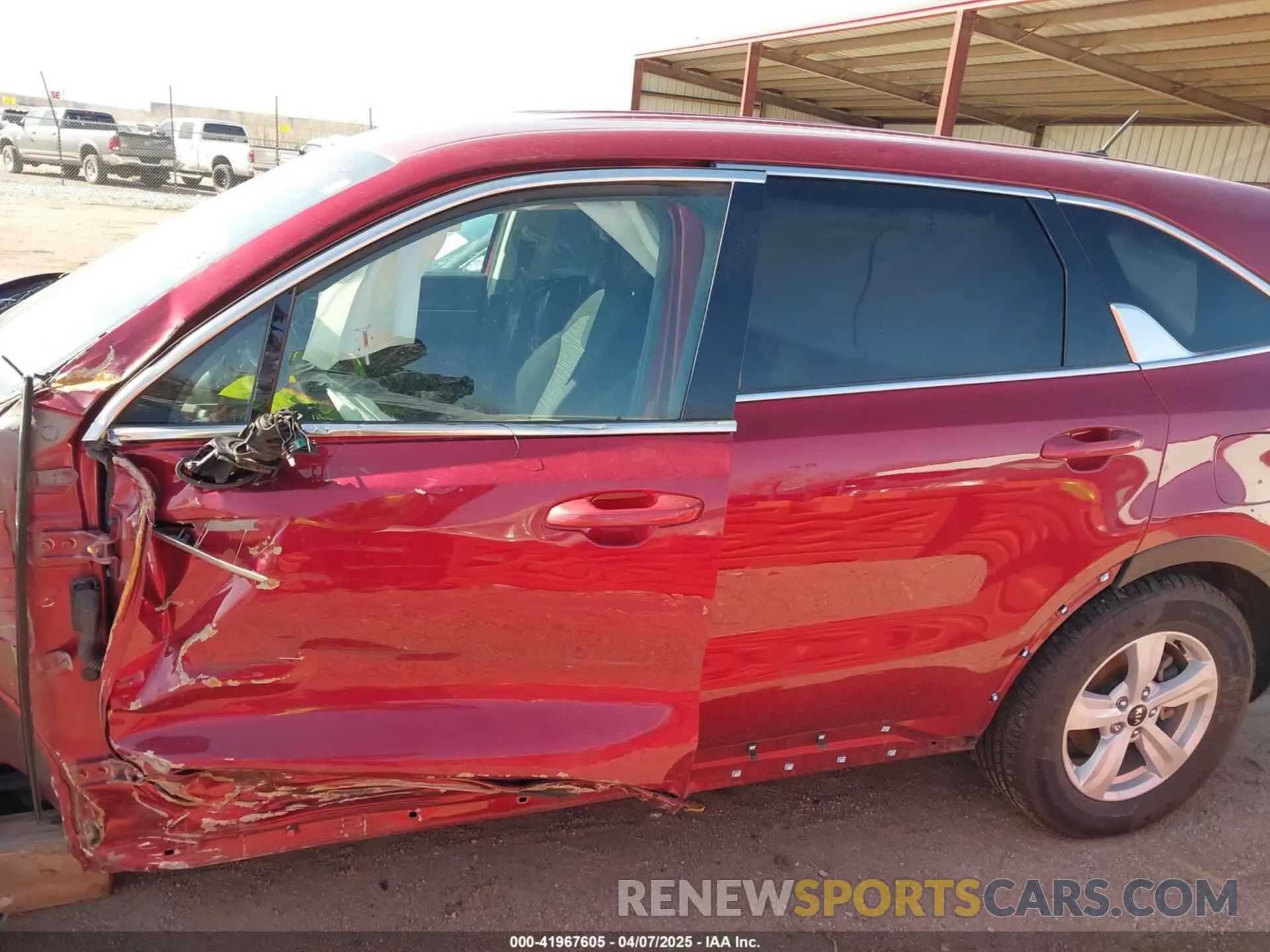 15 fotografías del automóvil dañado 5XYRG4LCXMG037993 KIA SORENTO 2021