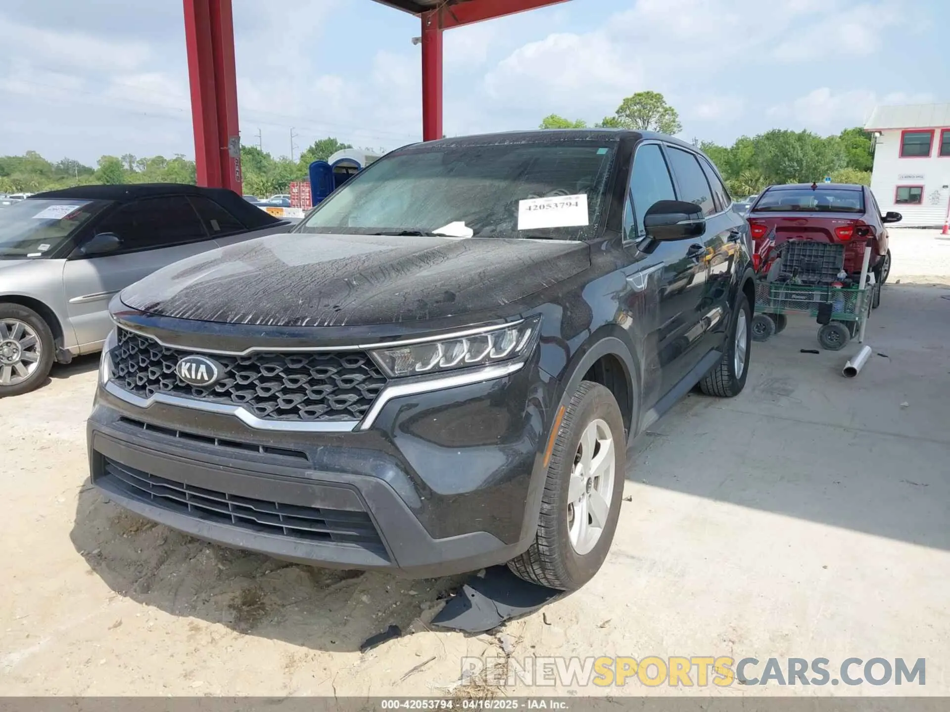 2 fotografías del automóvil dañado 5XYRGDLCXMG018117 KIA SORENTO 2021